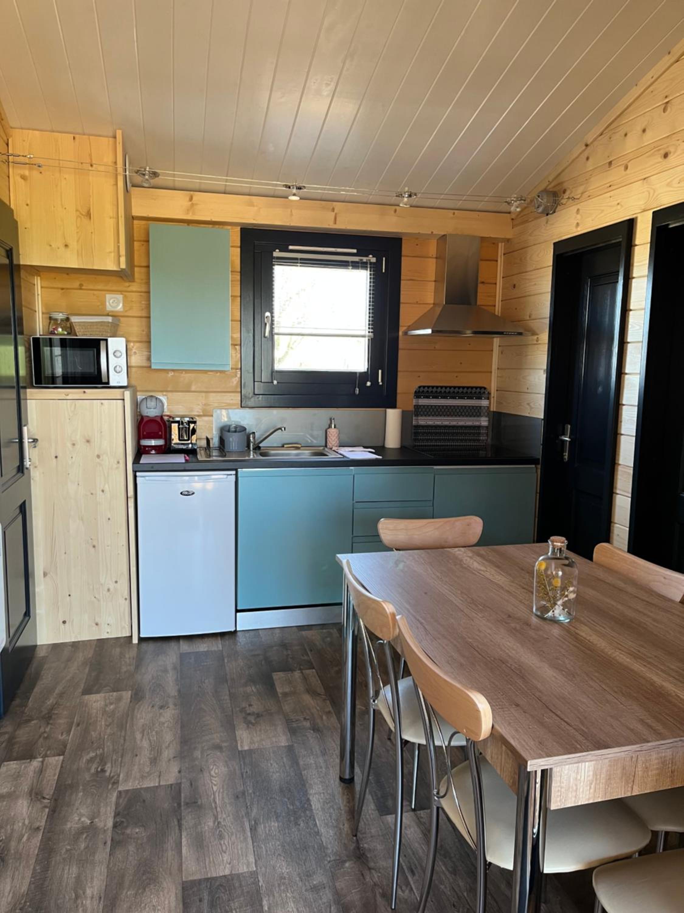 Two-Bedroom Chalet - Photo 12