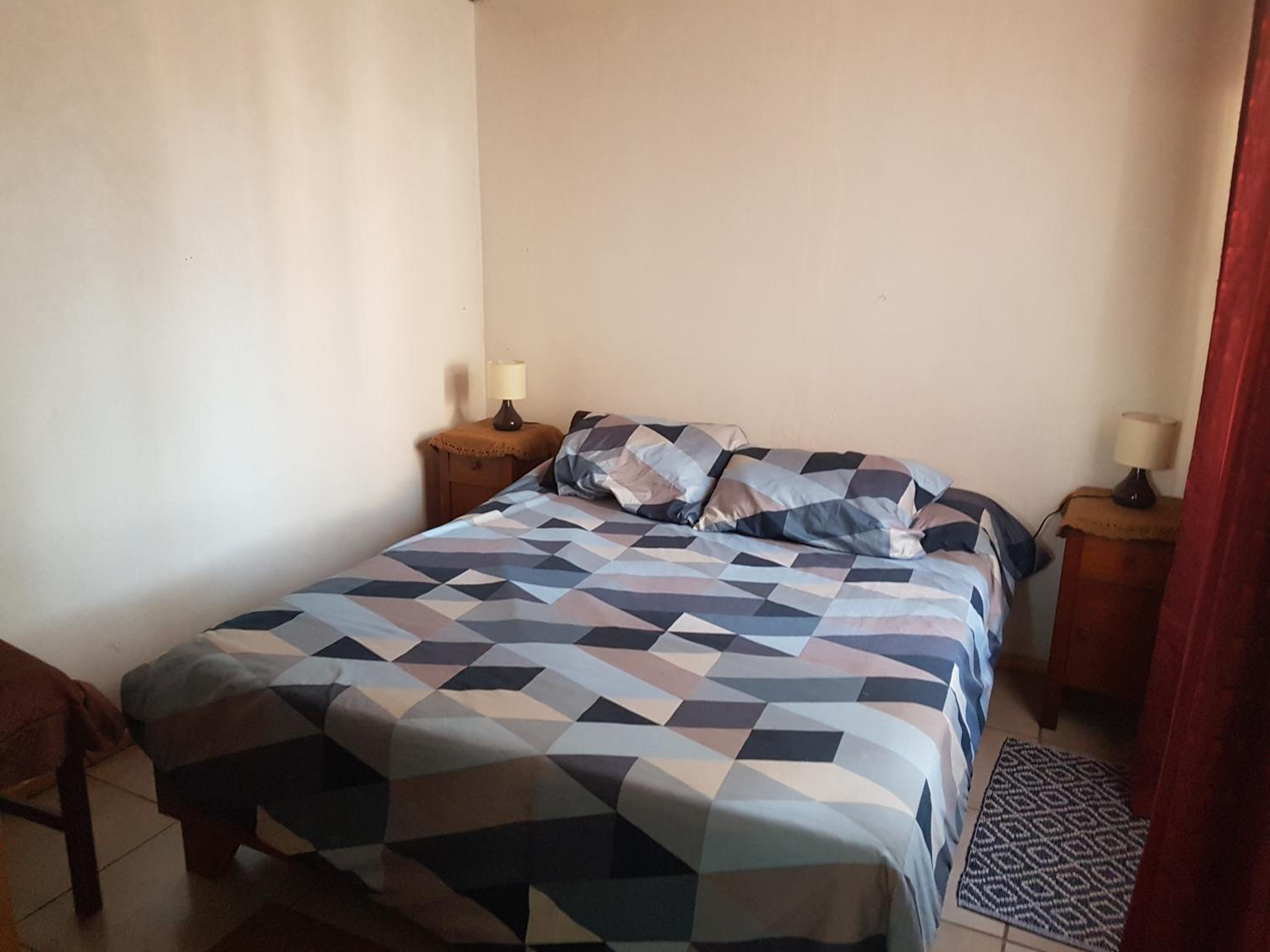 Three-Bedroom House photo 1