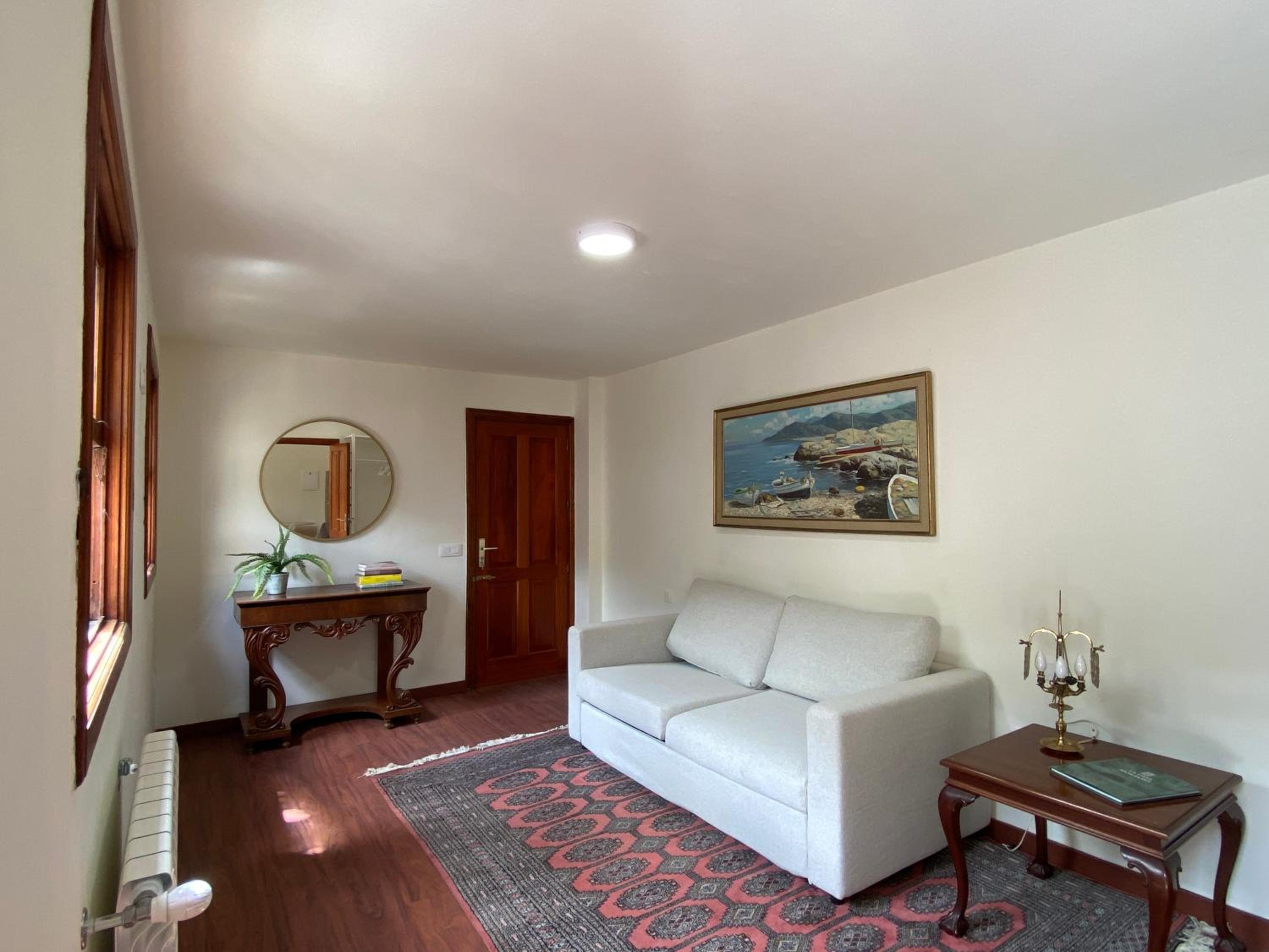 Two-Bedroom Suite - Photo 5