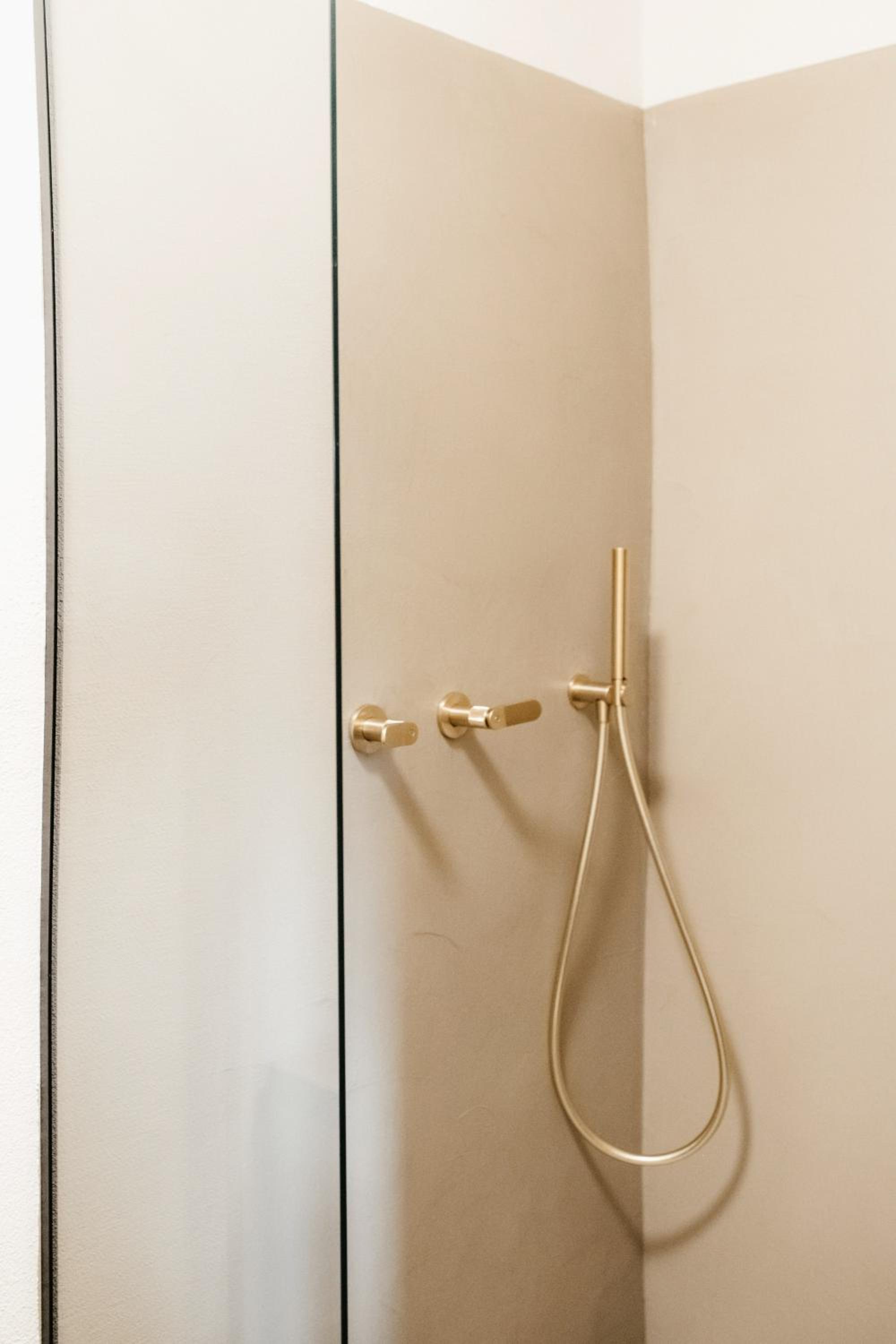 Two-Bedroom Apartment - Photo 16