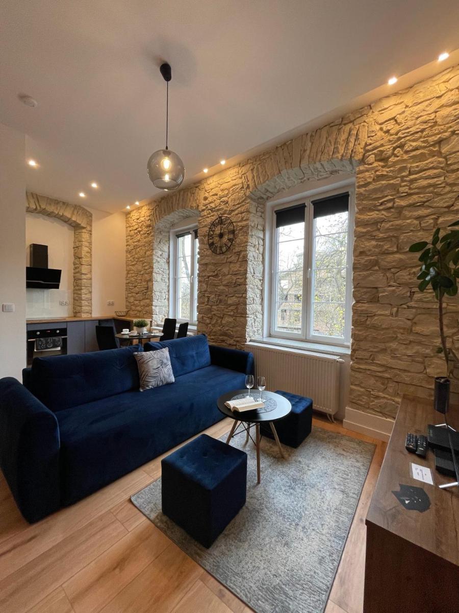 Studio Apartment - Photo 3