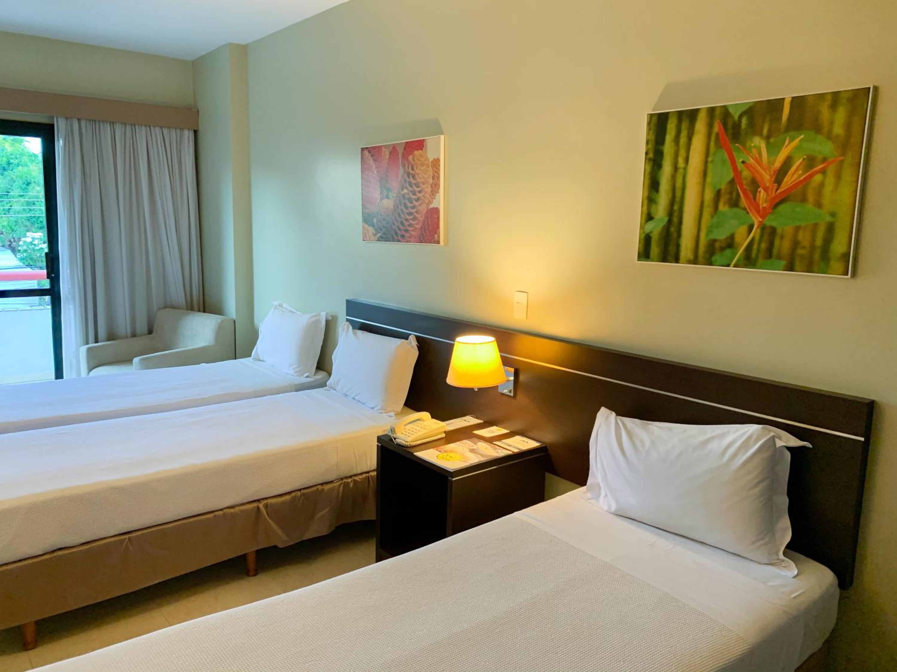 Deluxe Triple Room photo 2