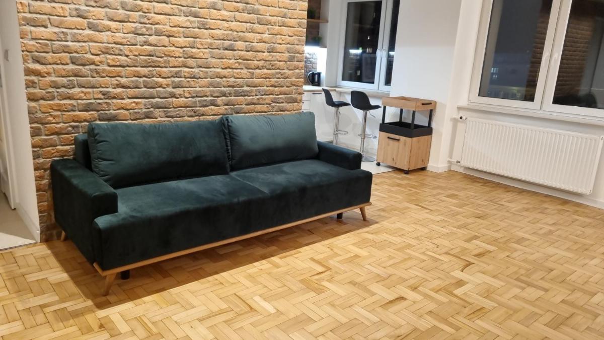 One-Bedroom Apartment - Photo 1
