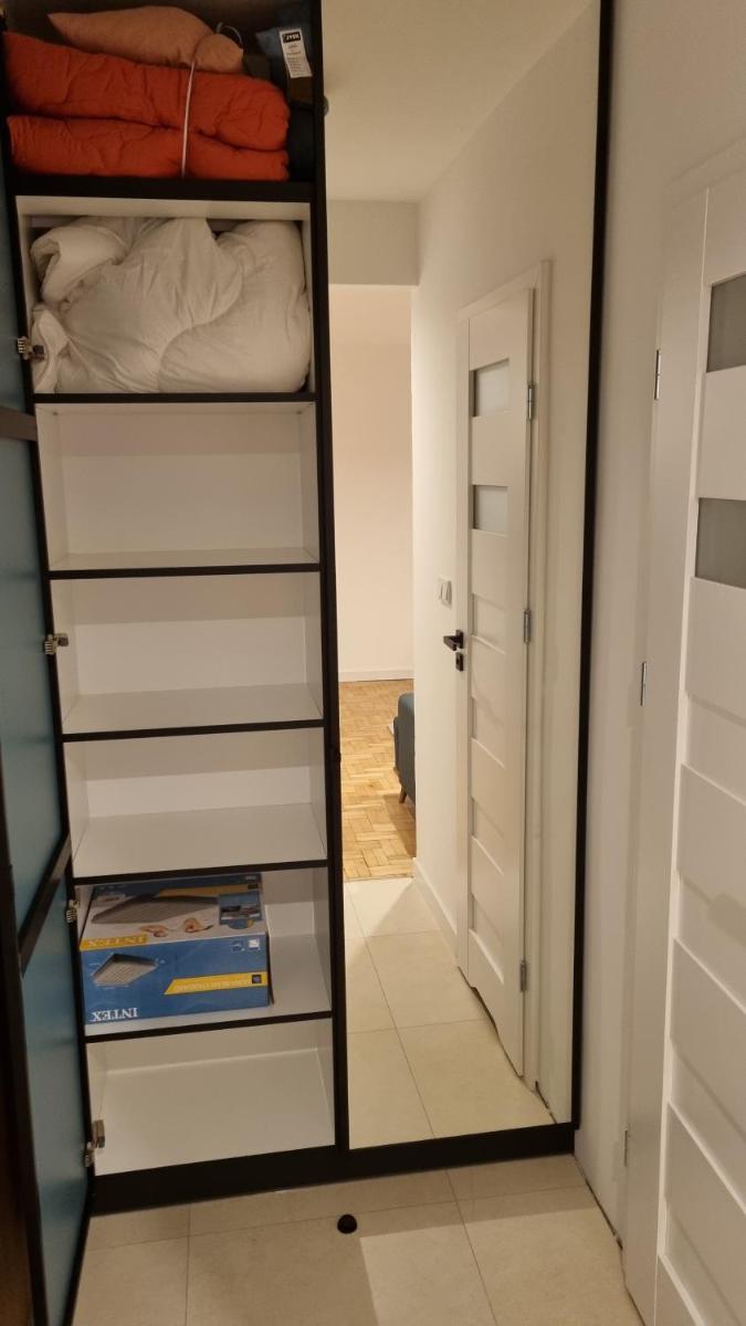 One-Bedroom Apartment - Photo 5