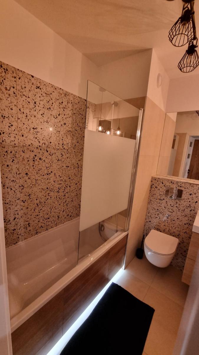 One-Bedroom Apartment - Photo 6