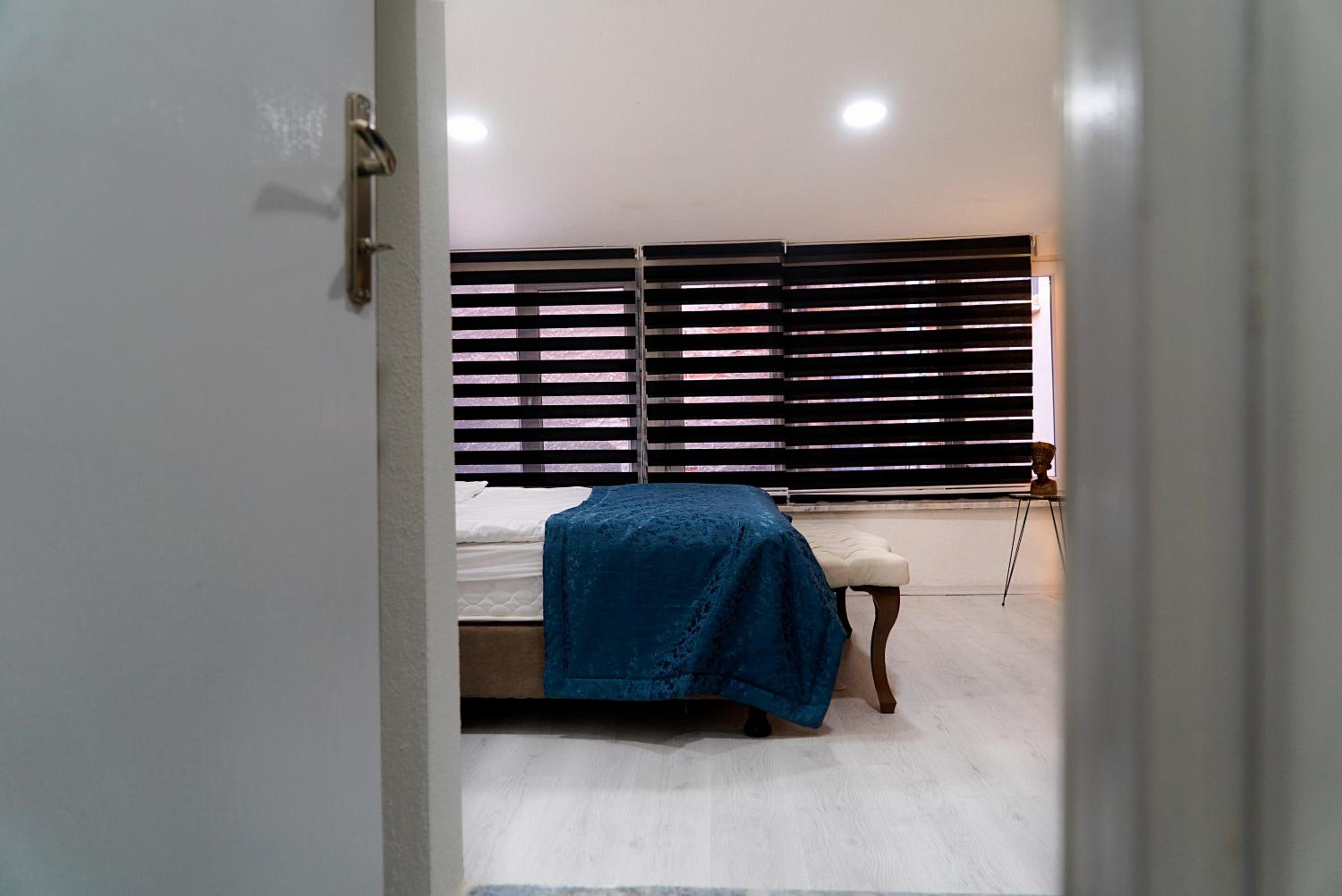 Deluxe King Room photo 3