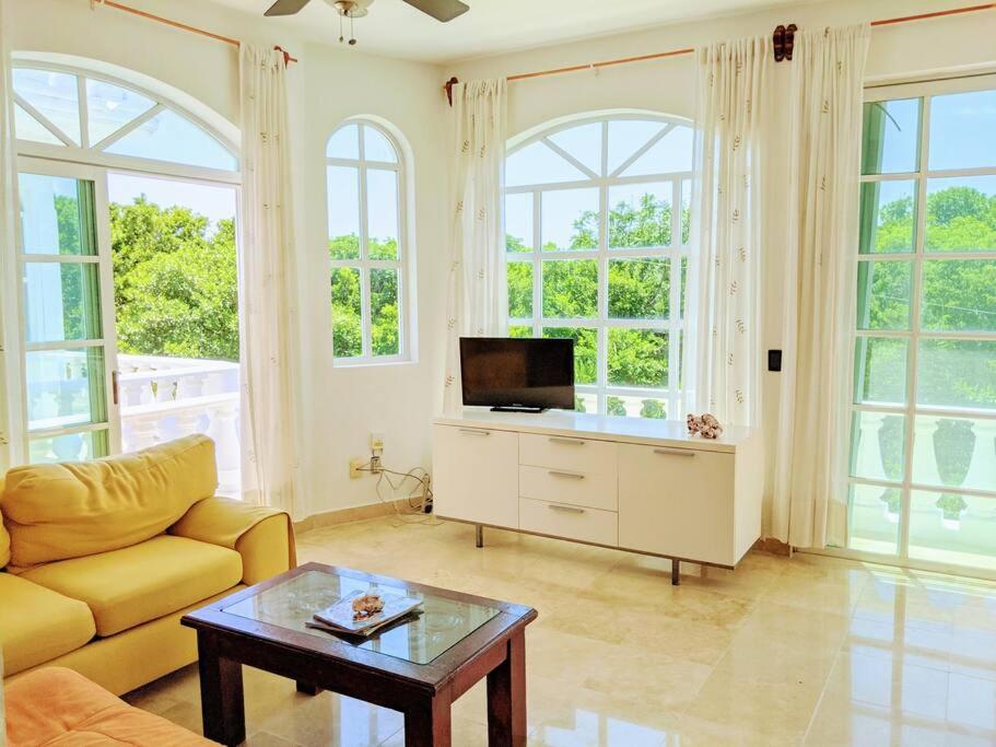 Three-Bedroom Apartment - Photo 2