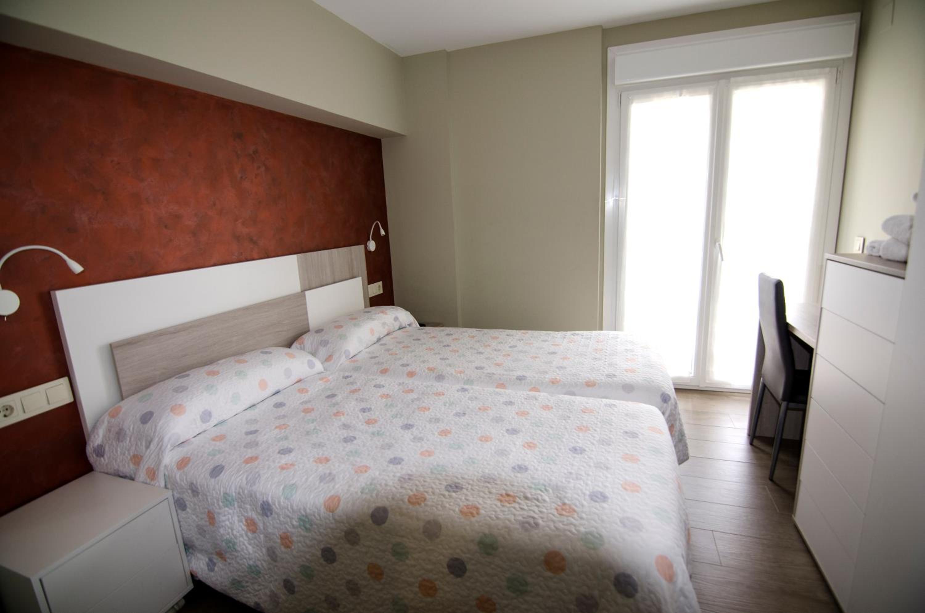 Habitación Doble con Baño Compartido