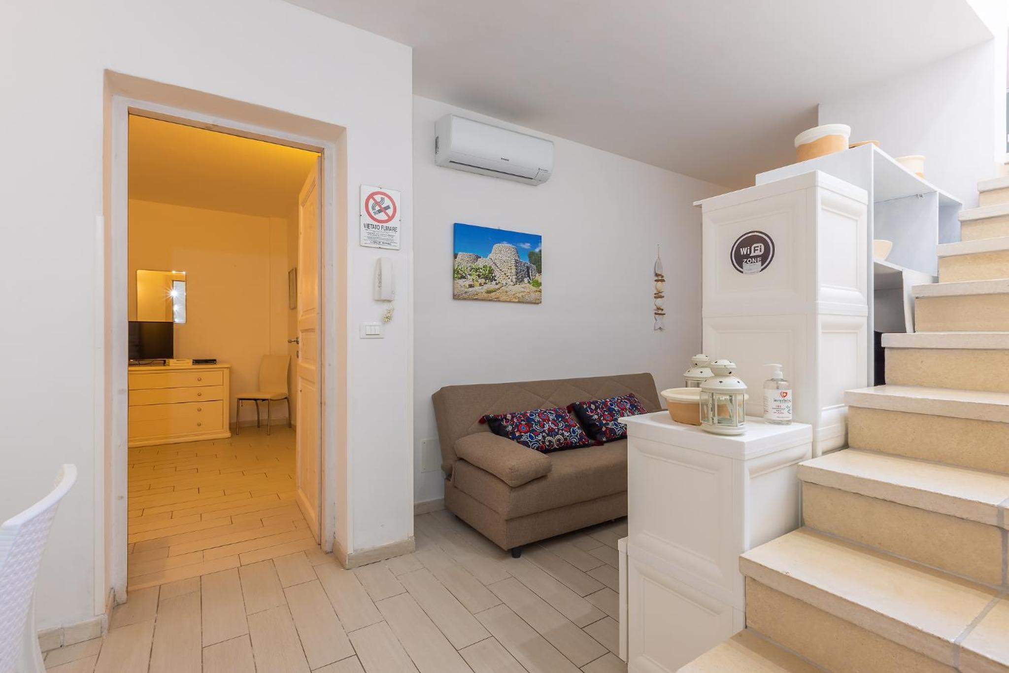 Three-Bedroom Apartment - Photo 4