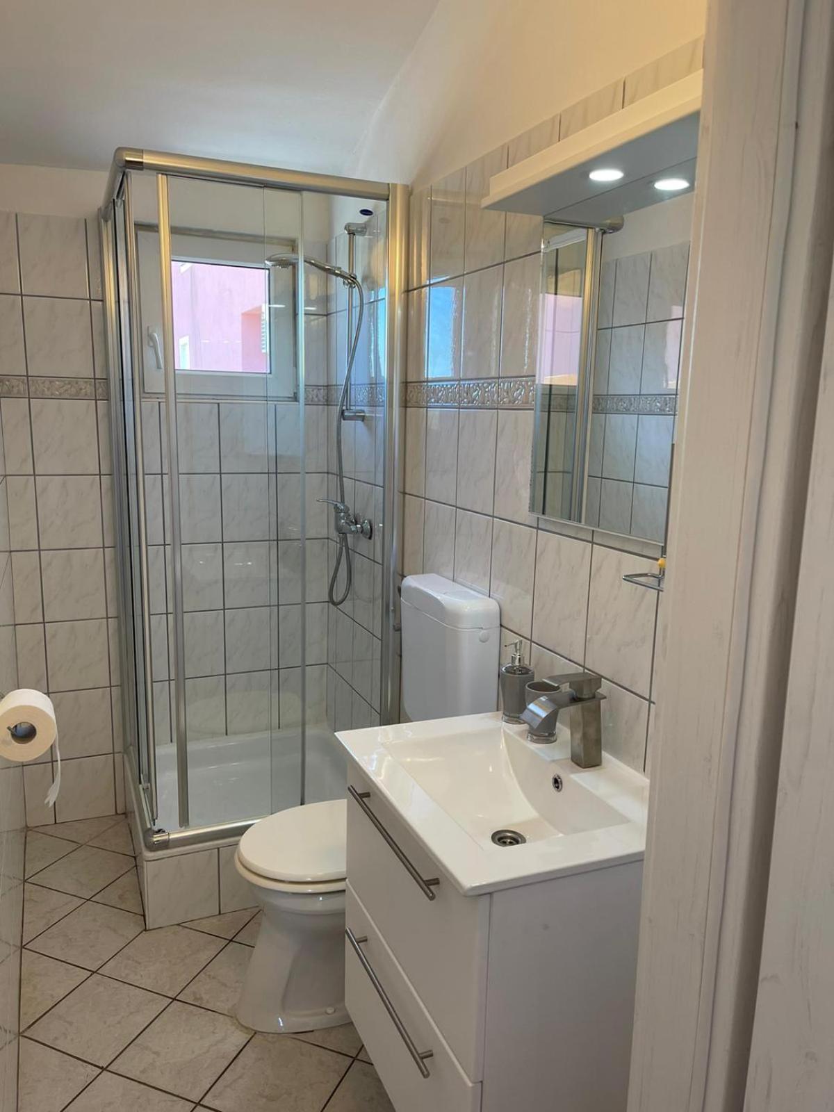 Triple Room with Balcony - Photo 3