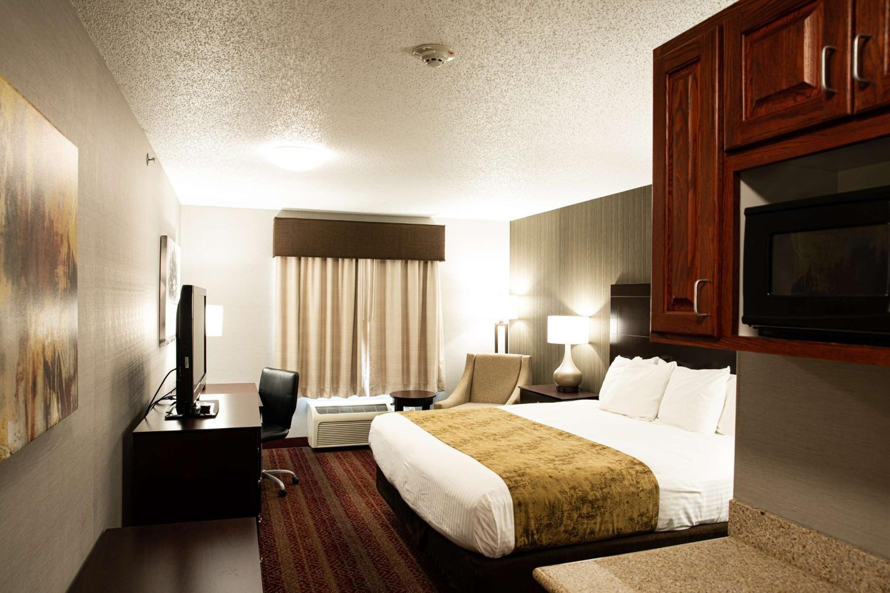 King Room - Non-Smoking - Photo 1