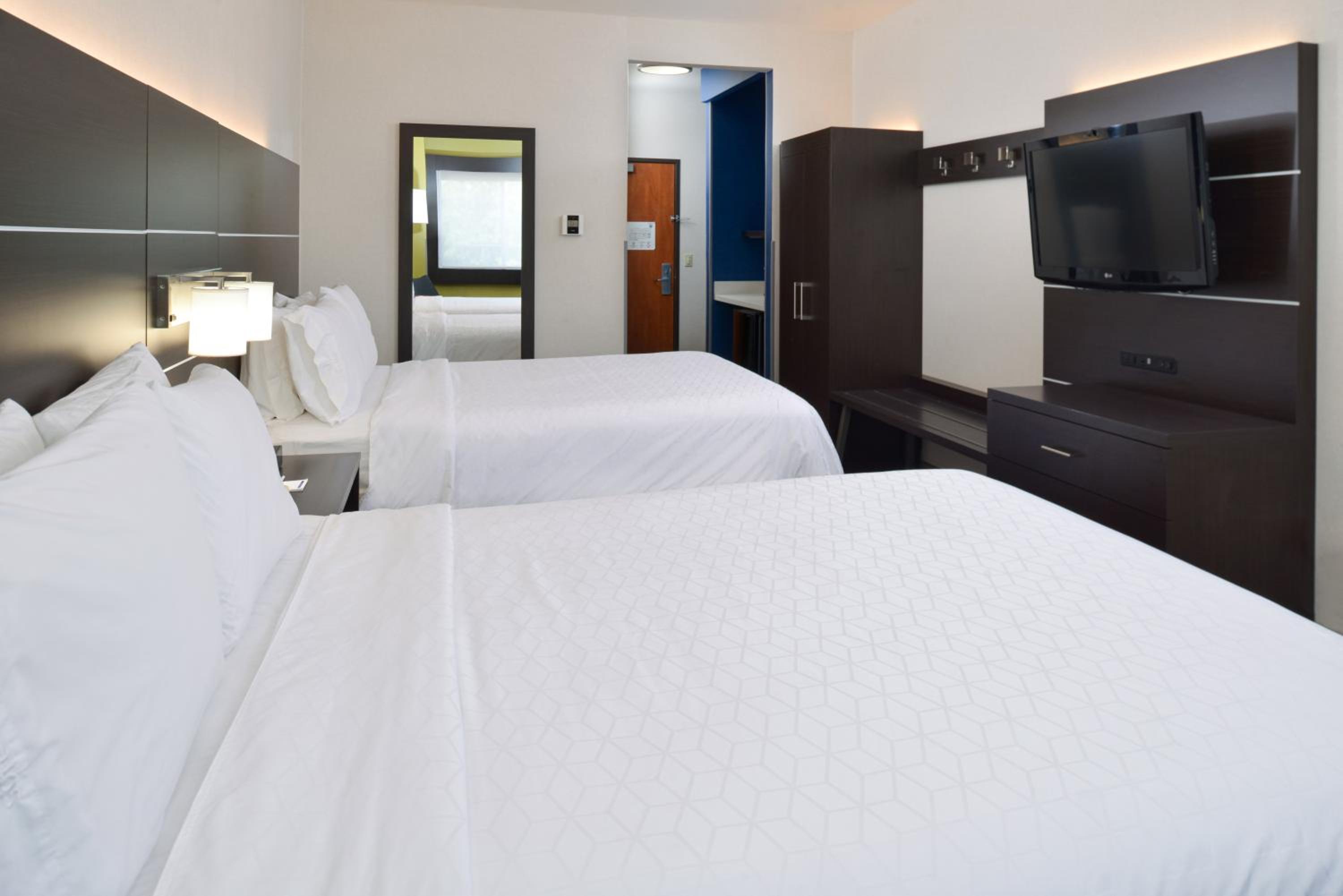 Standard Room - Photo 1