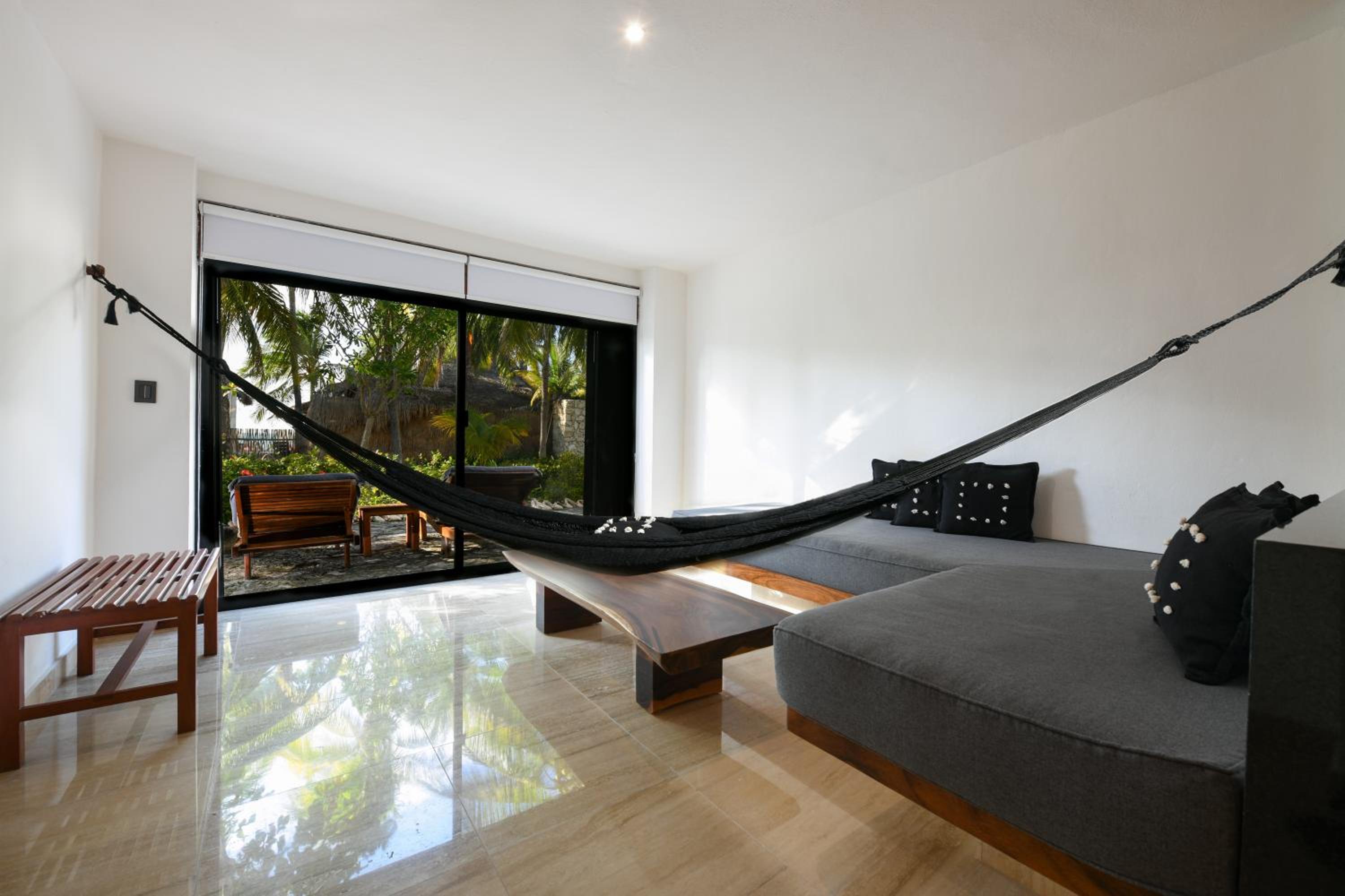 Master Suite - Photo 3