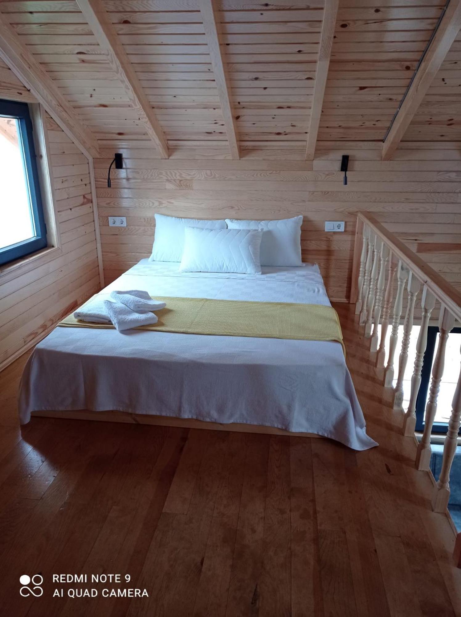 One-Bedroom Bungalow photo 1