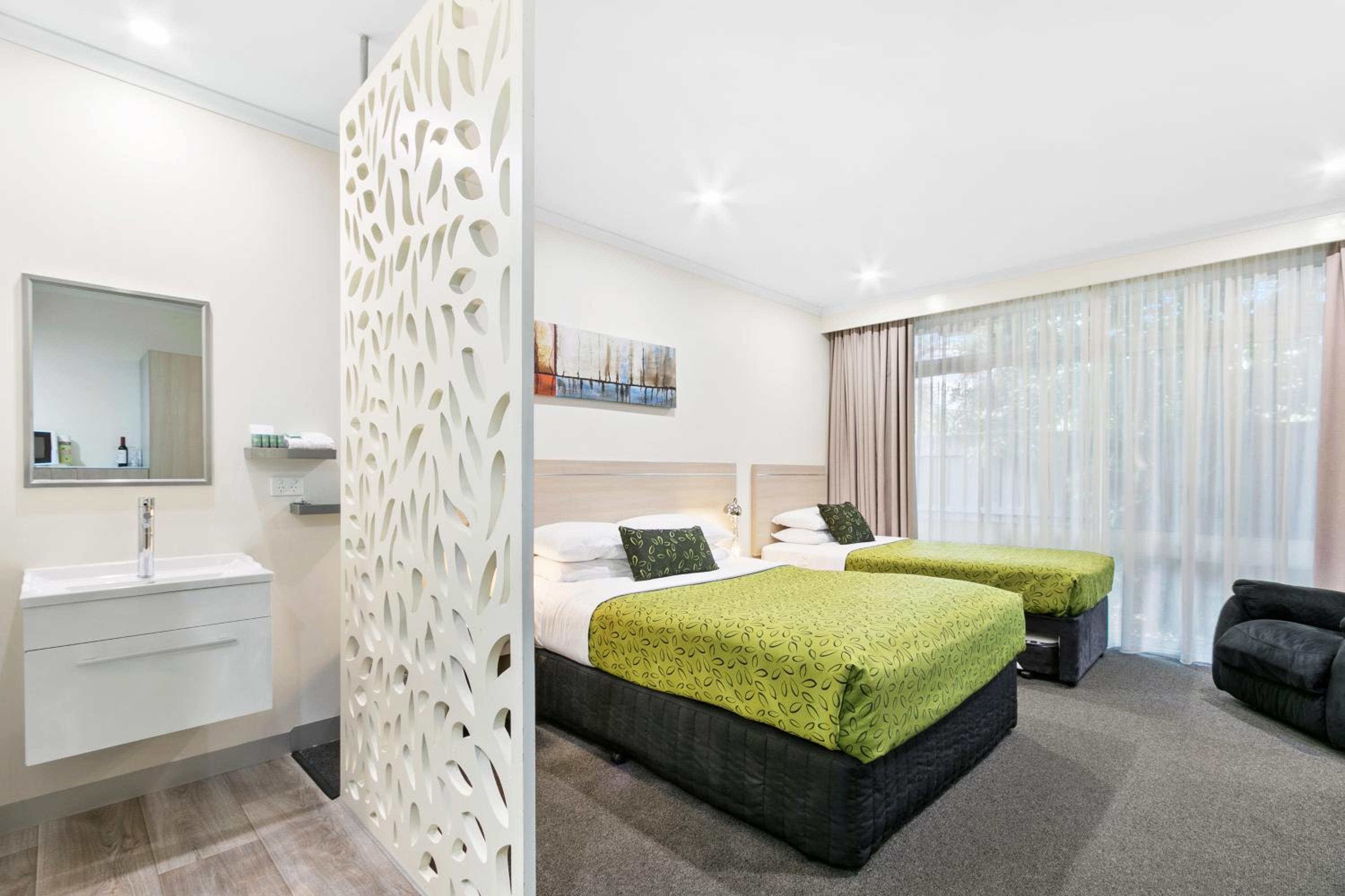 Deluxe Twin Room - Photo 3