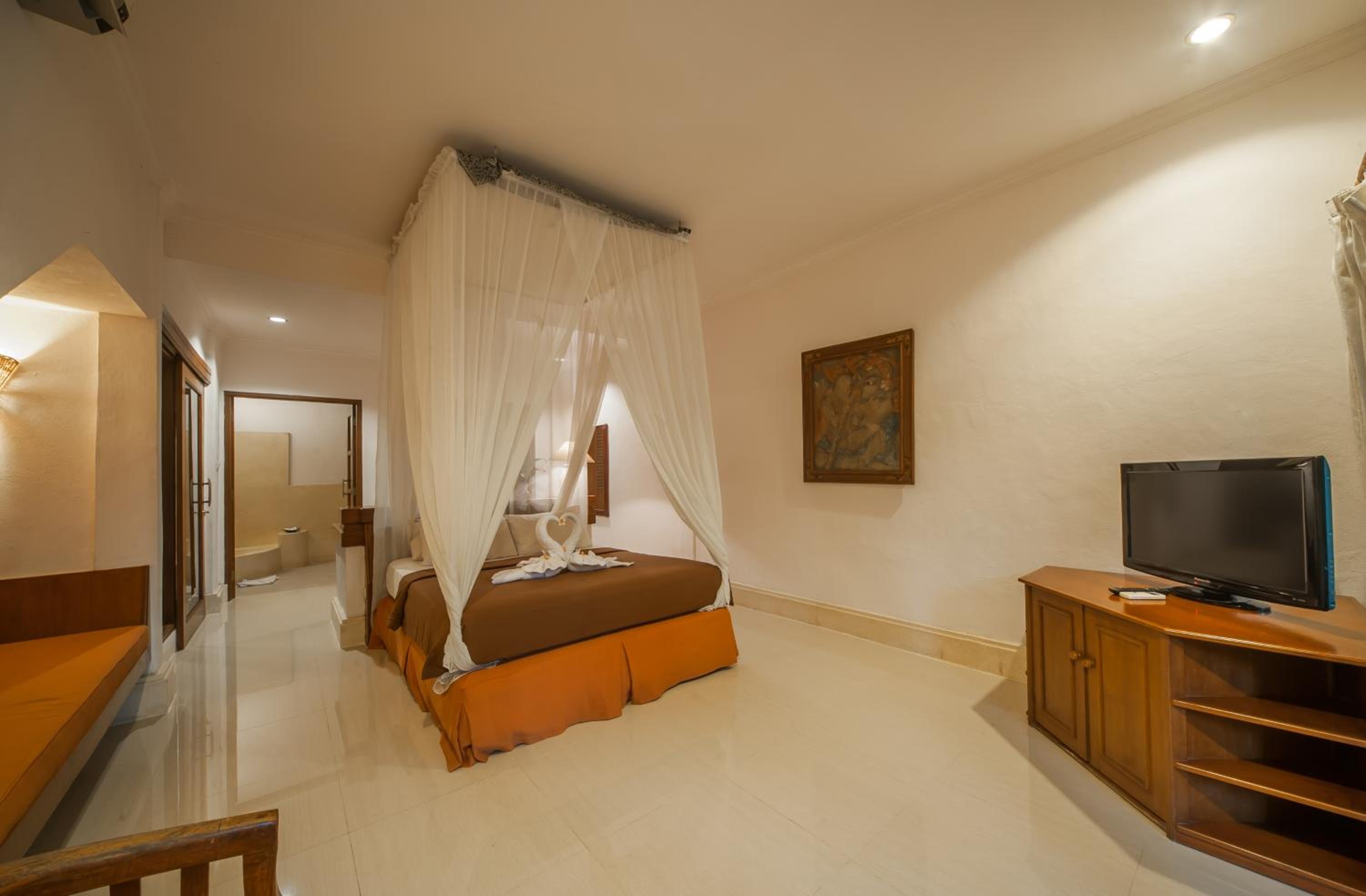 Deluxe Double or Twin Room - Photo 9