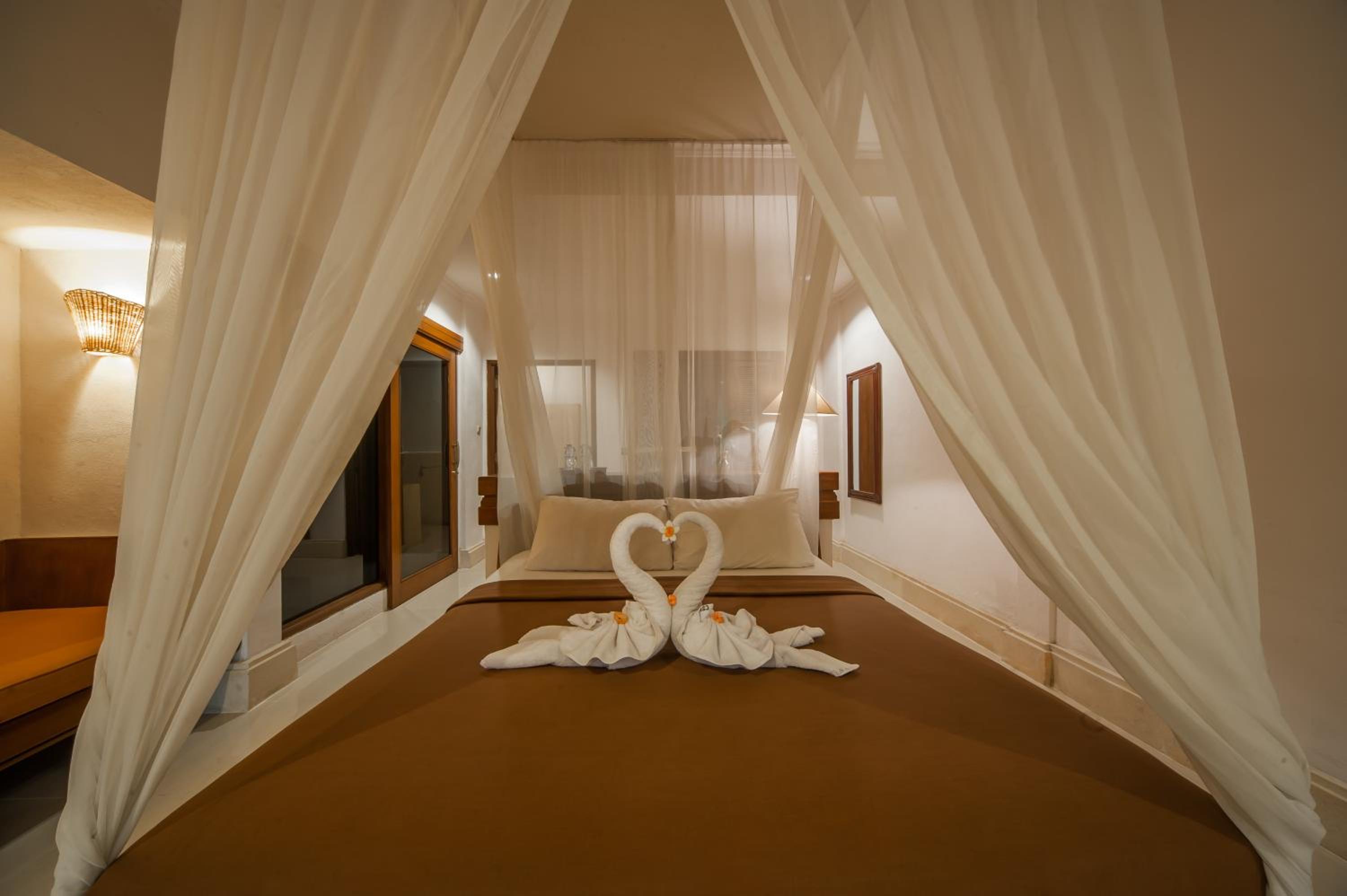 Deluxe Double or Twin Room - Photo 8