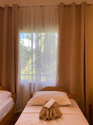 10-Bed Mixed Dormitory Room photo 3