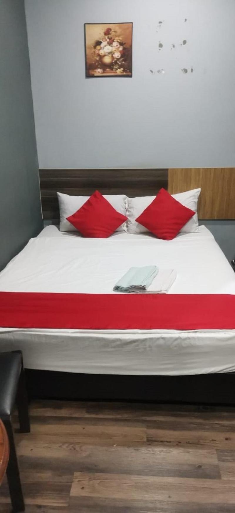Deluxe Double Room photo 2
