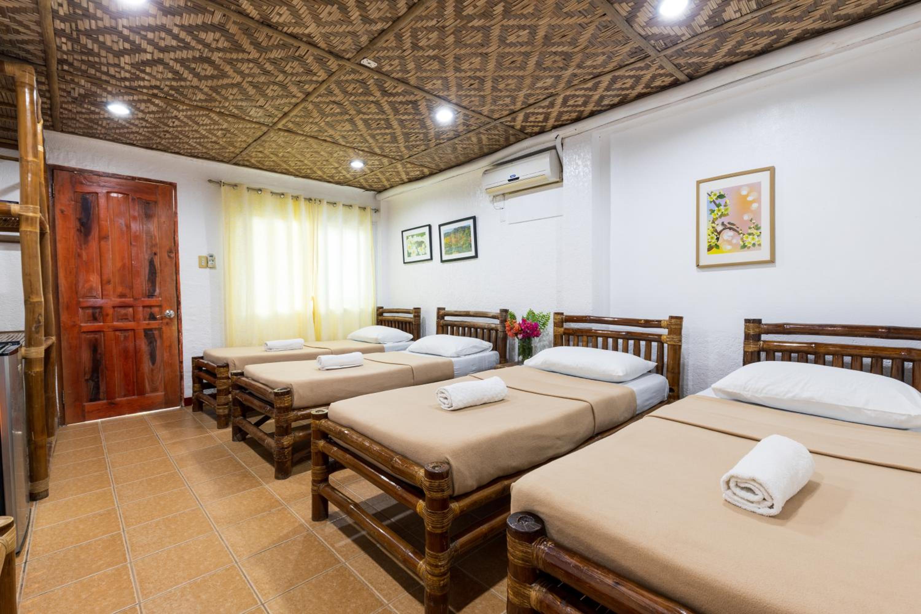 Cabana Deluxe Family Room with Garden View - Photo 3