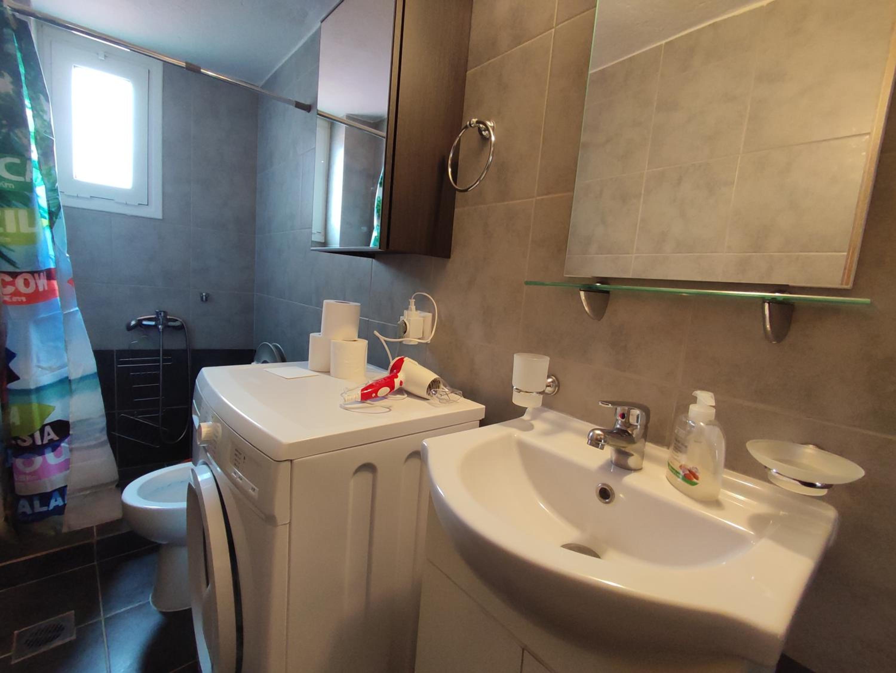 Two-Bedroom Apartment - Photo 9