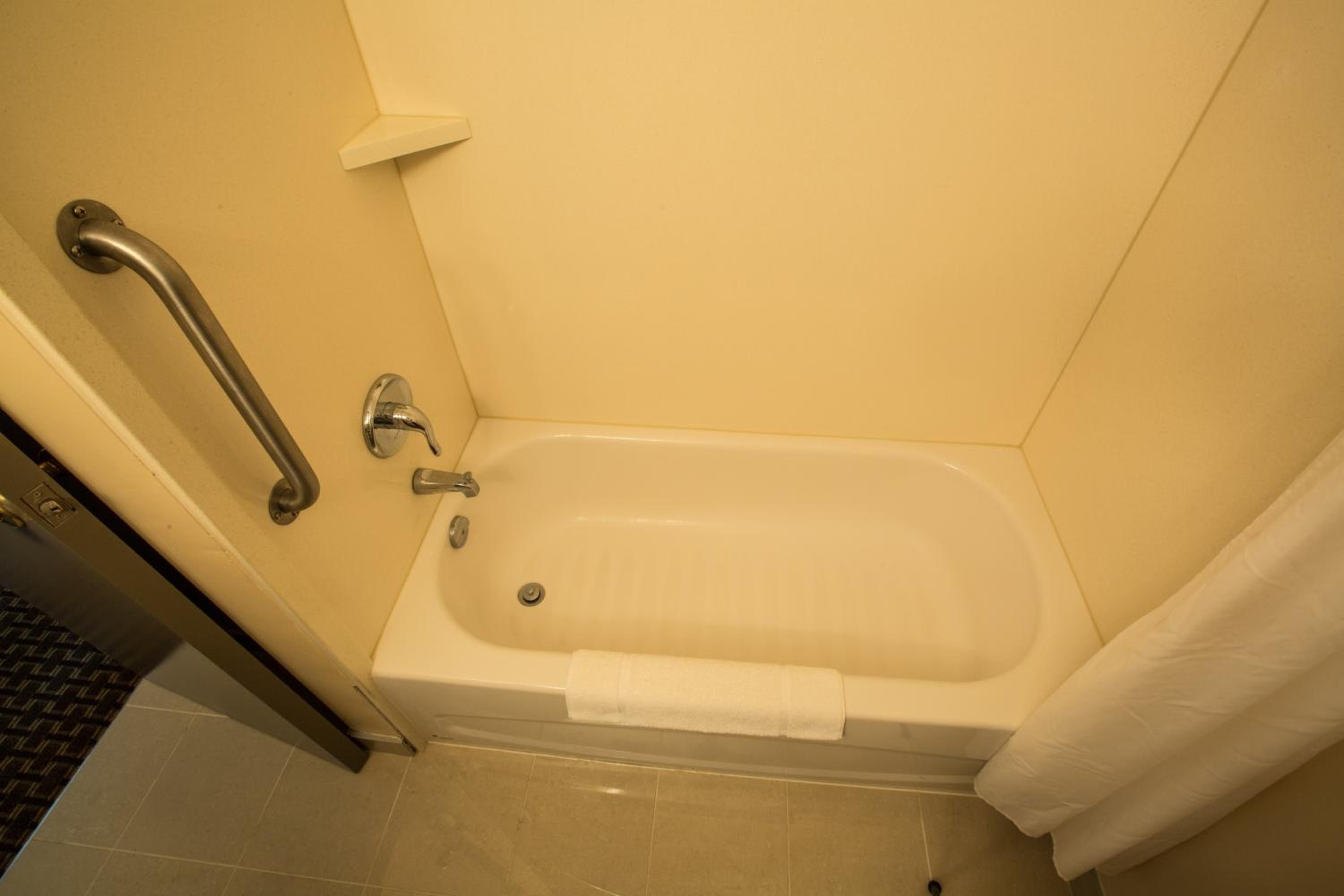Double Room with Two Double Beds - Photo 4