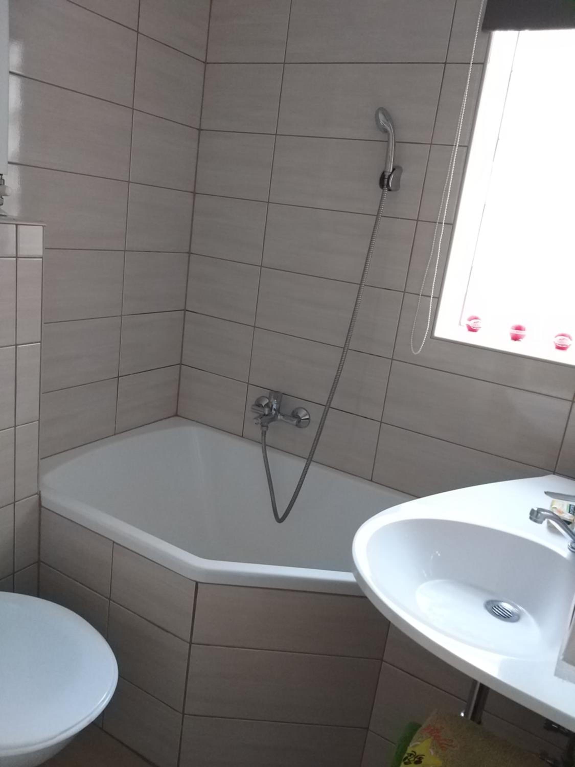 Two-Bedroom House - Photo 25