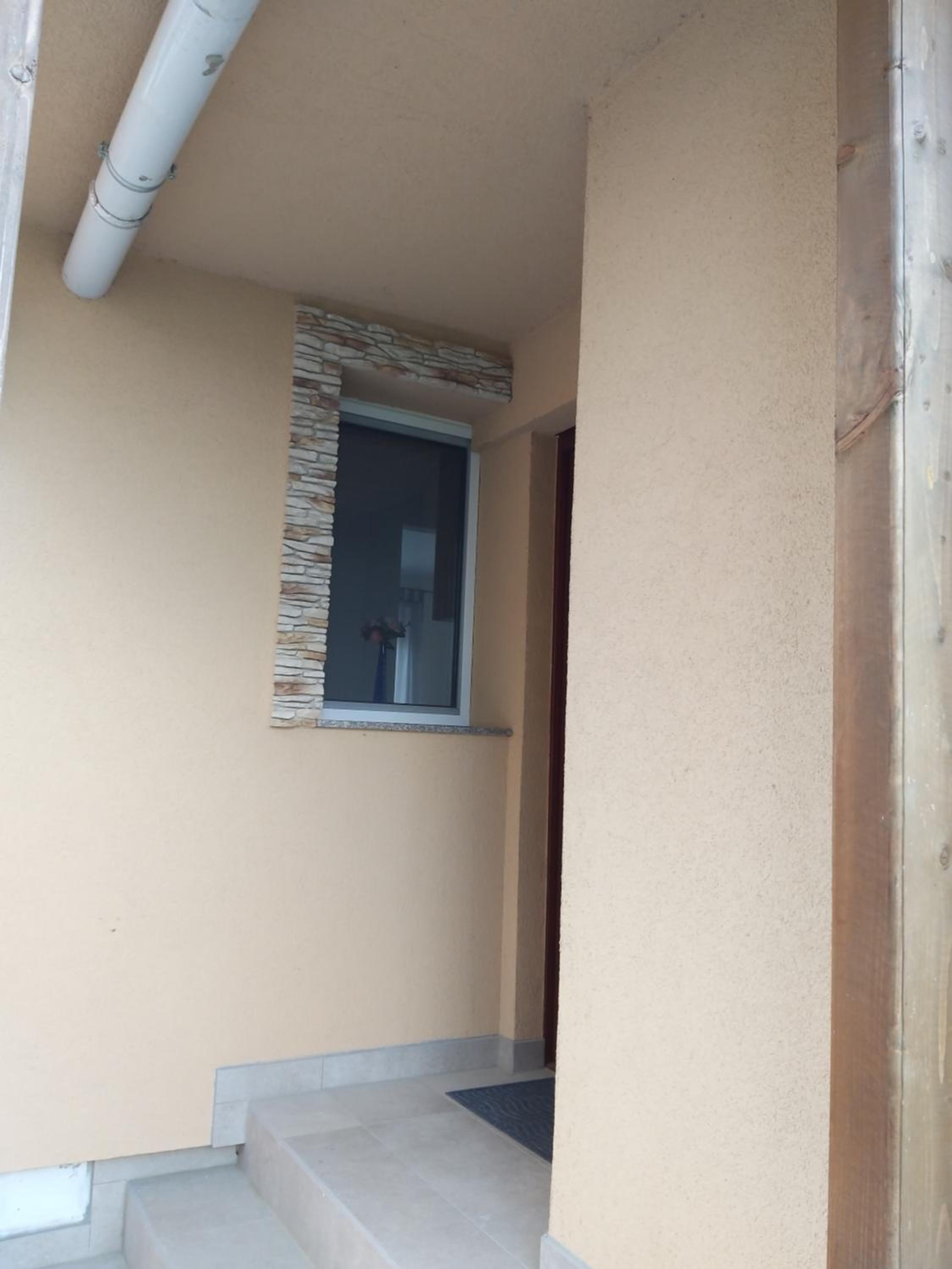 Two-Bedroom House - Photo 28