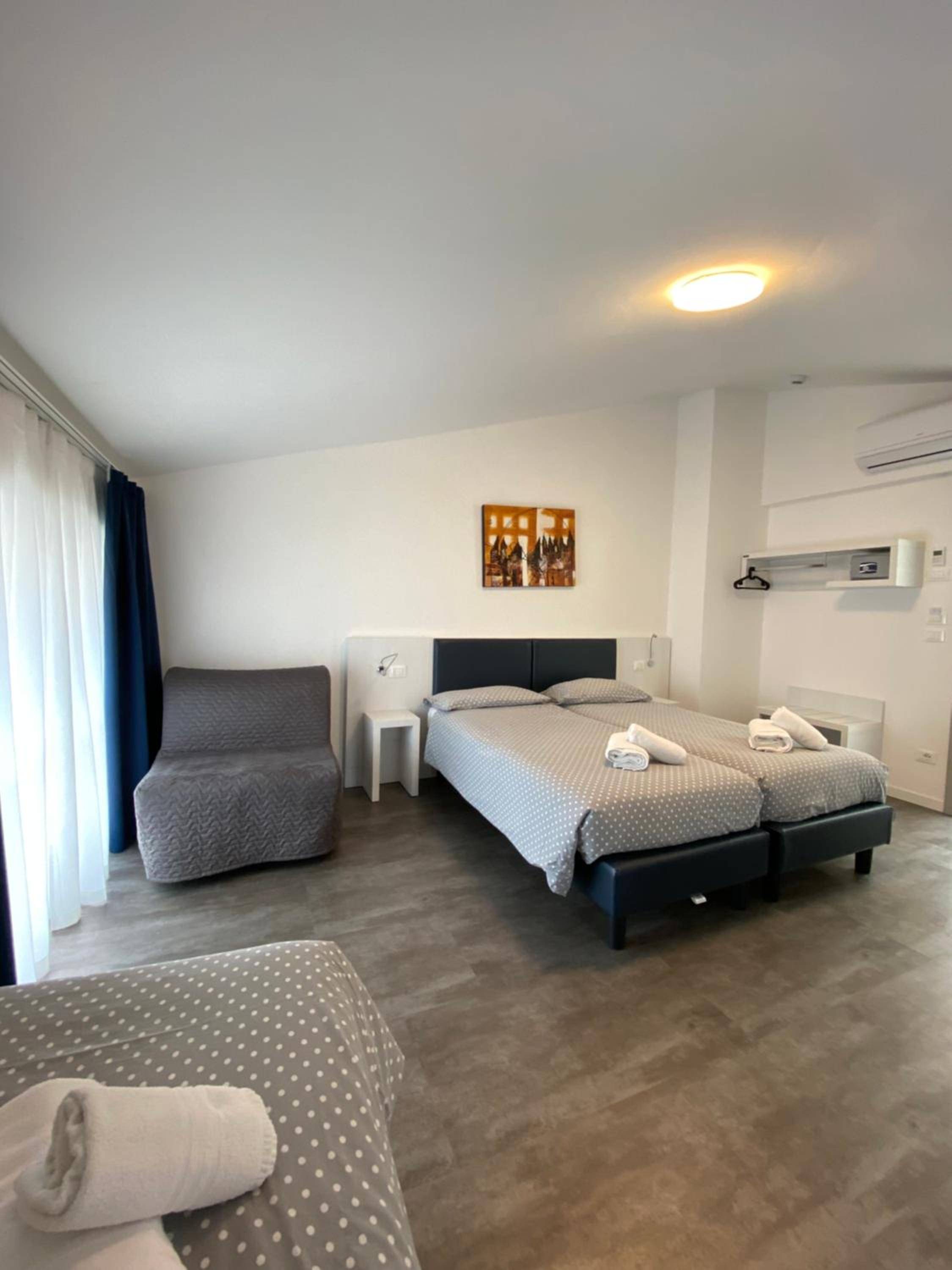 Triple Room photo 3
