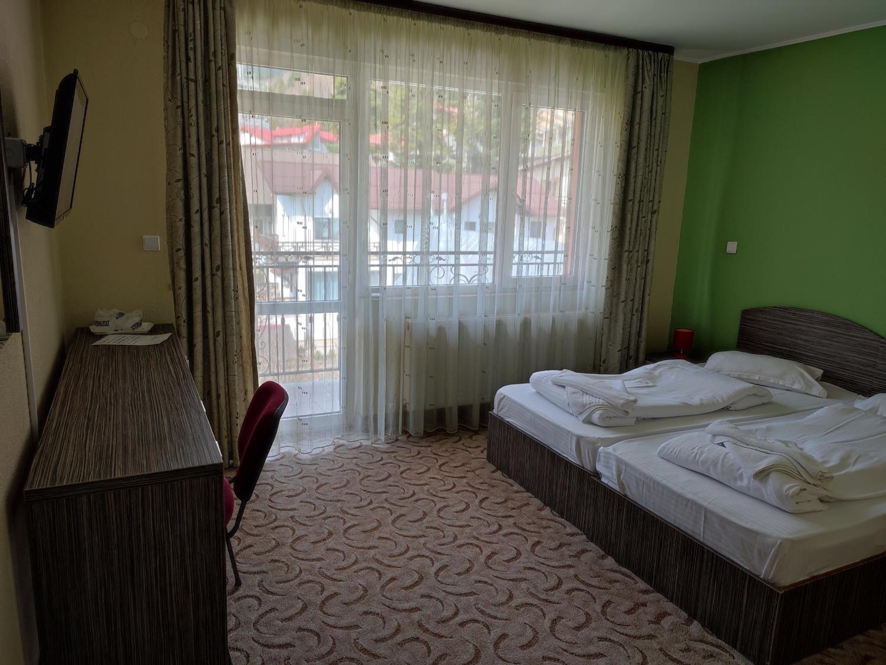 Double or Twin Room with Balcony photo 1