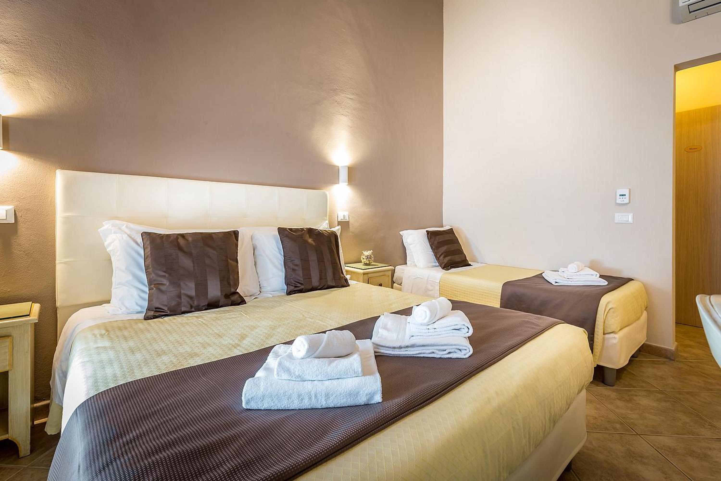 Standard Triple Room photo 1