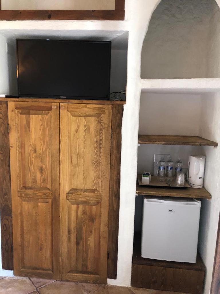  Double Room with Balcony and Garden View  photo 2