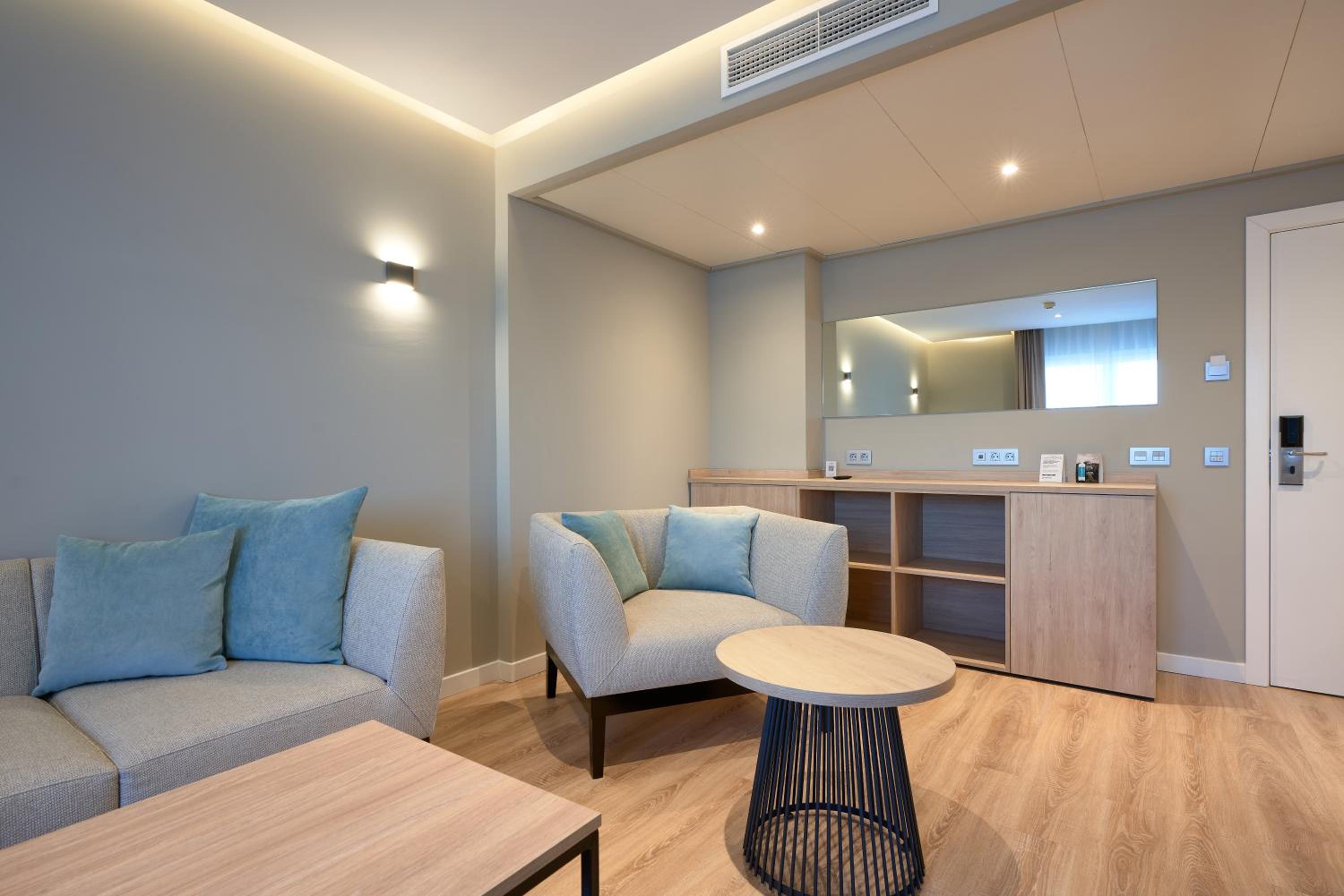 Junior Suite - Photo 17