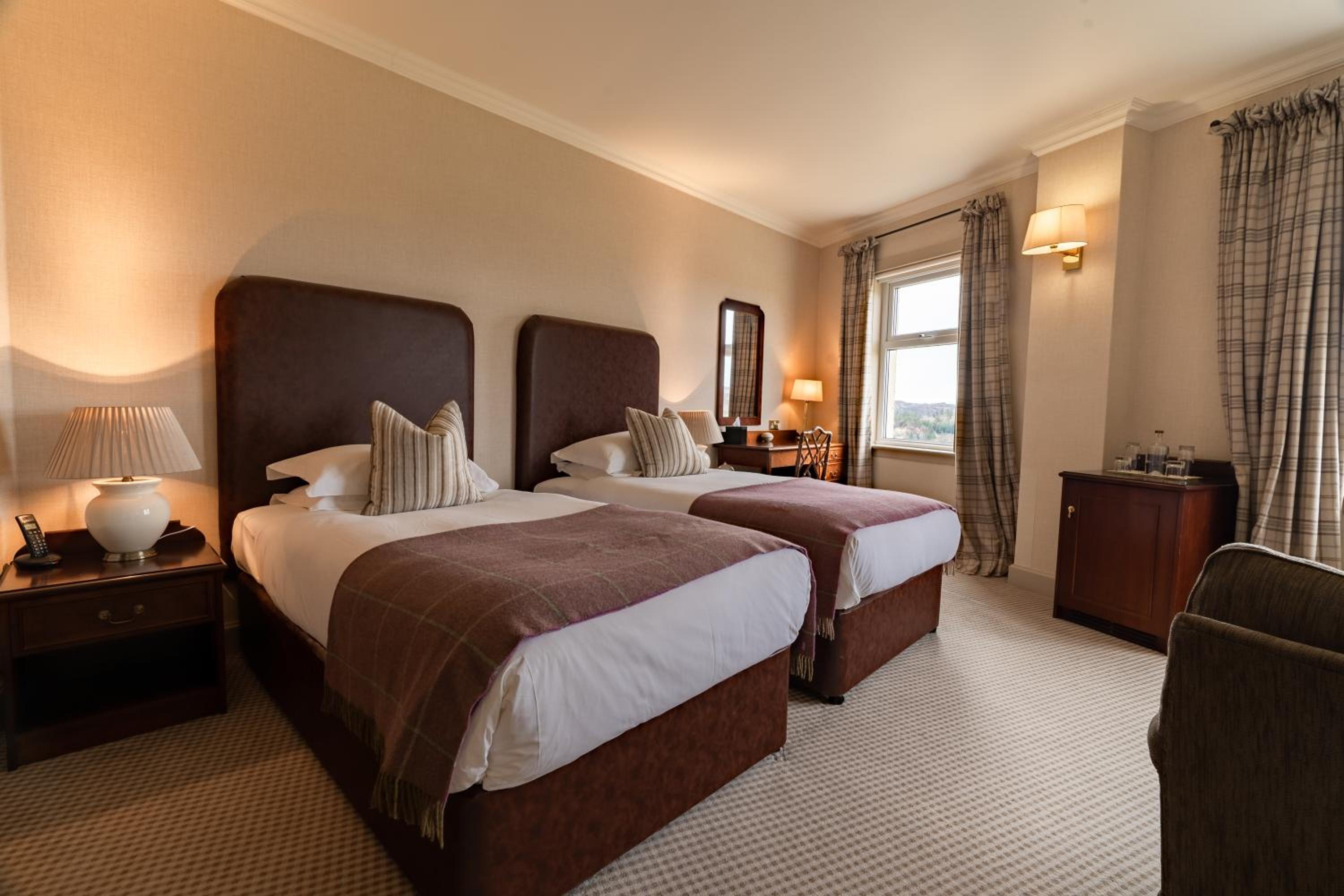 Superior Double or Twin Room - Photo 8