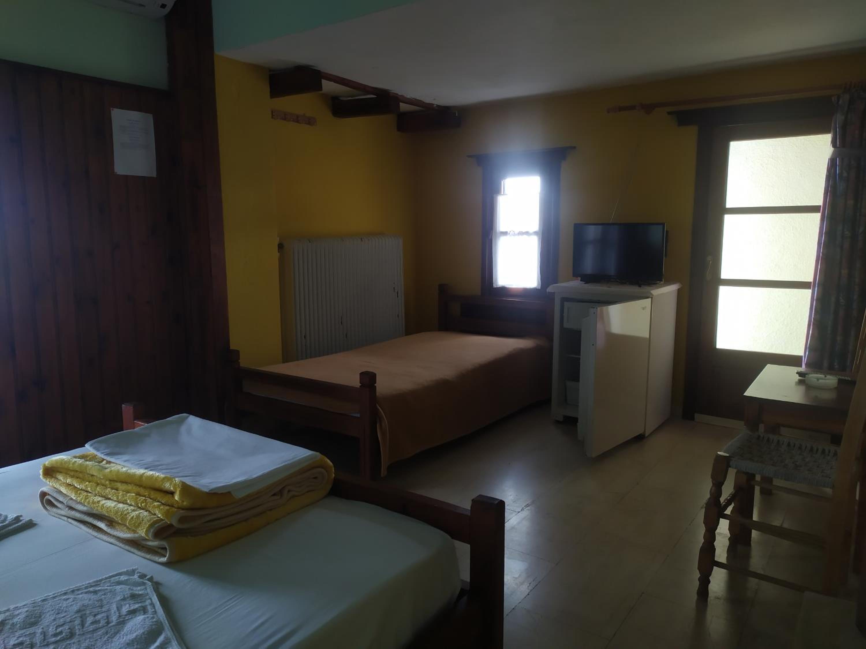 One-Bedroom Apartment - Photo 4