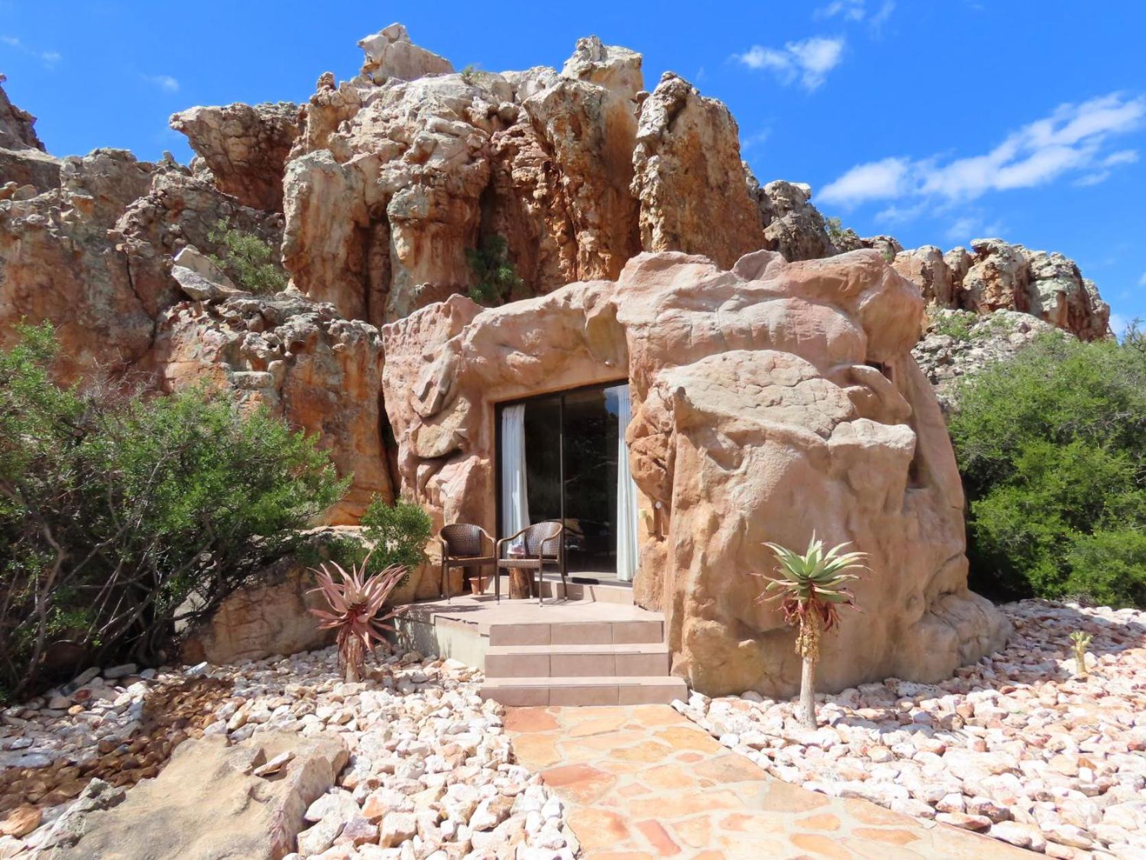 Cave Suite - Photo 10