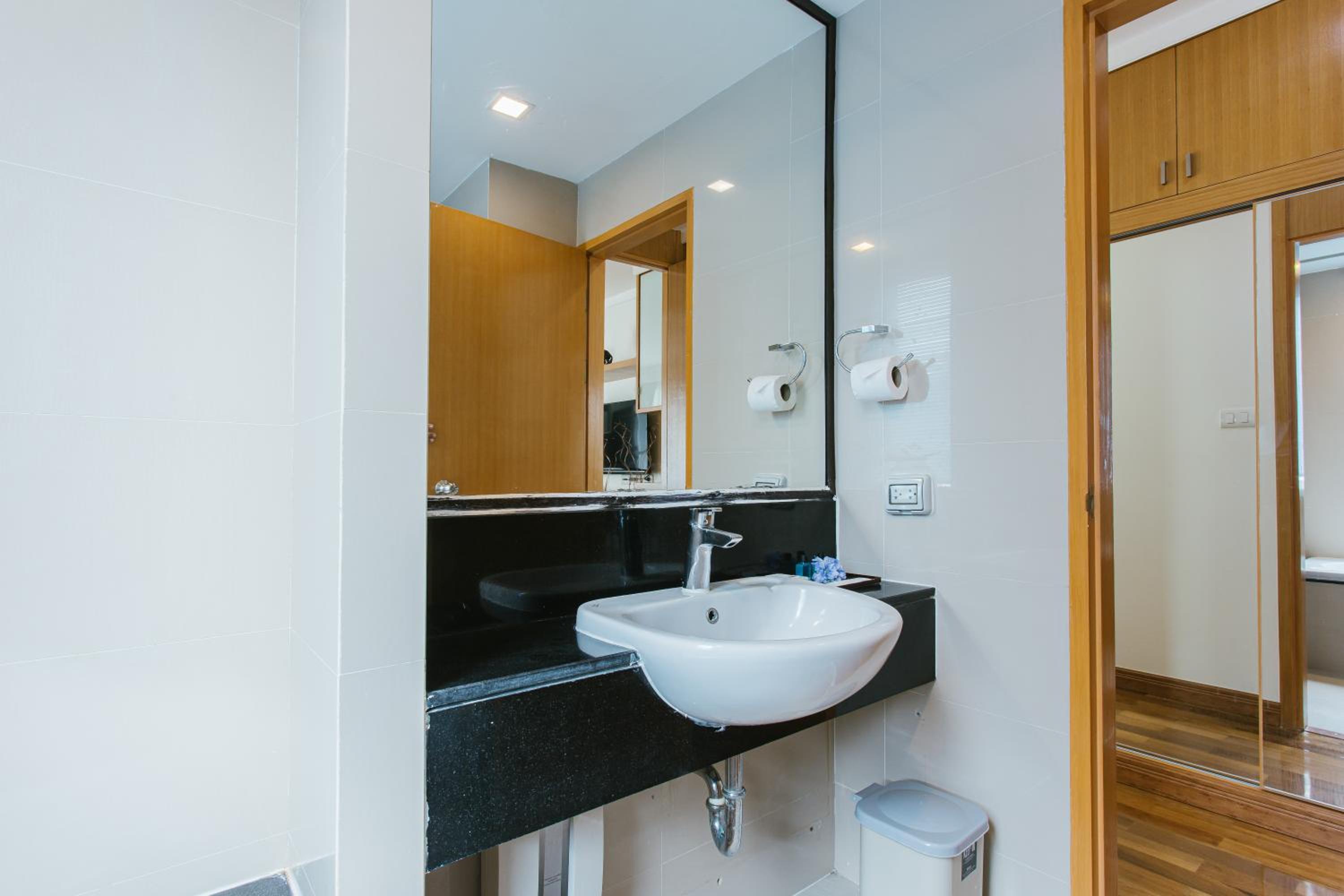 One-Bedroom Suite photo 2