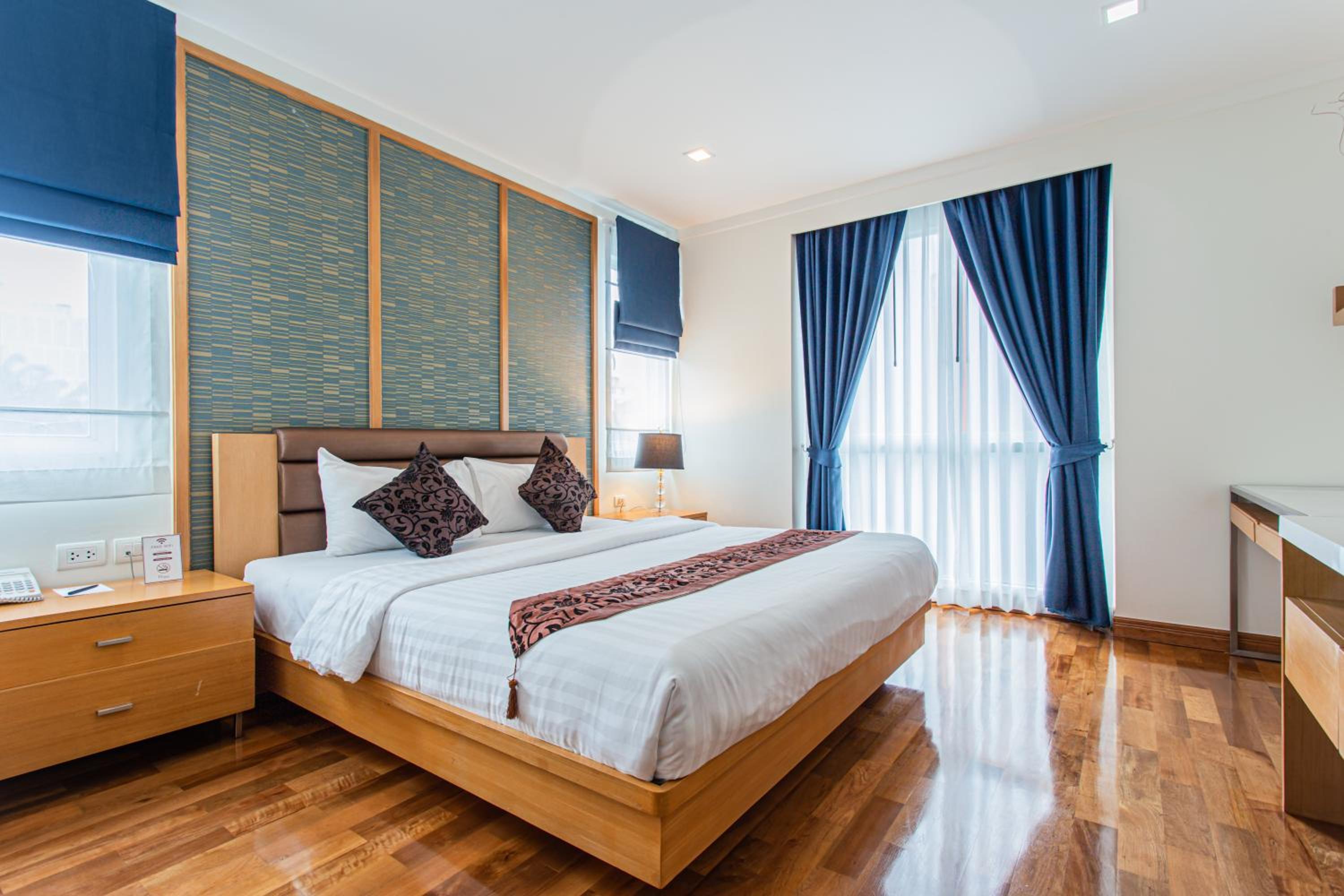 One-Bedroom Suite