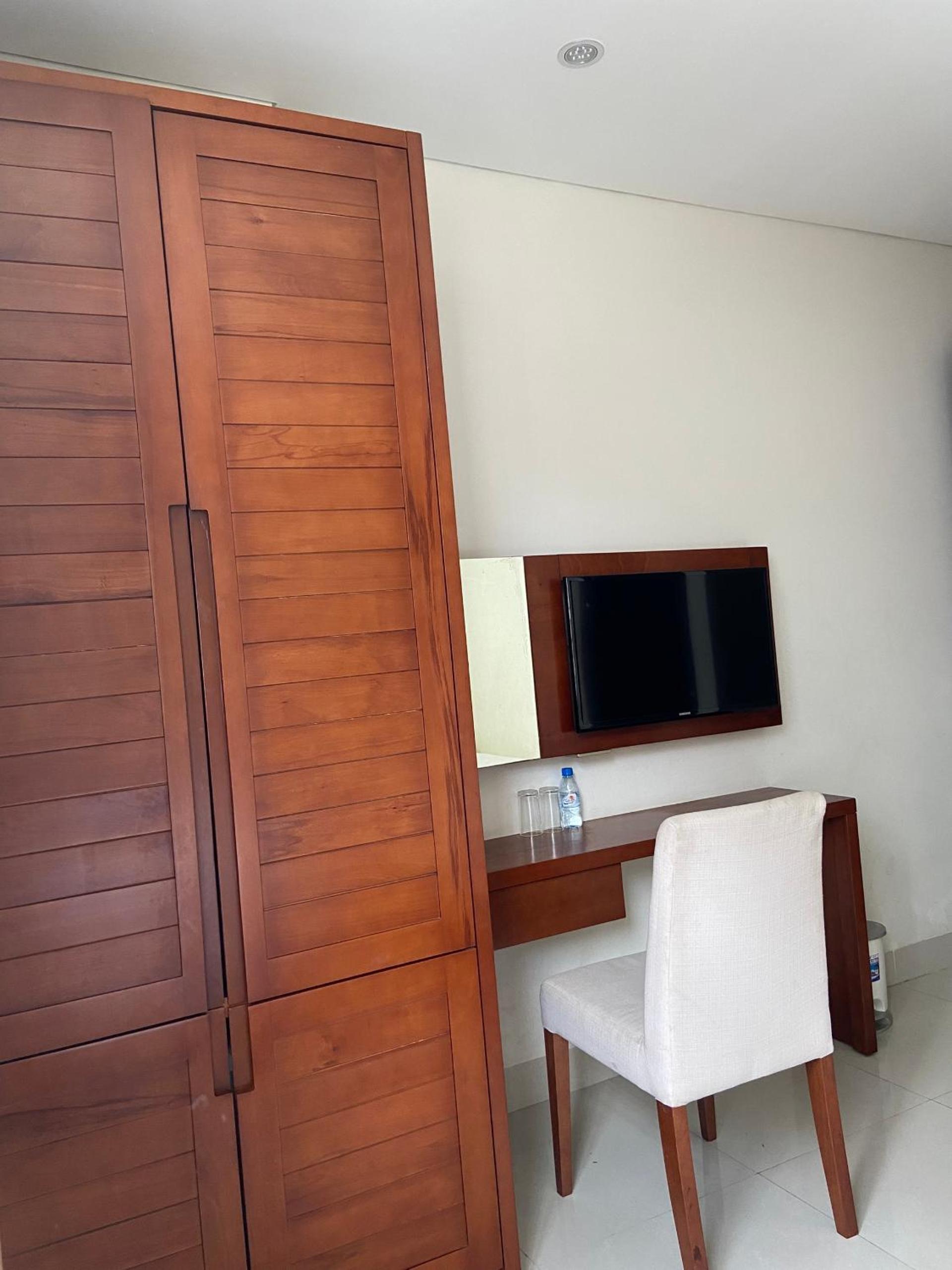 Twin Room - Photo 4