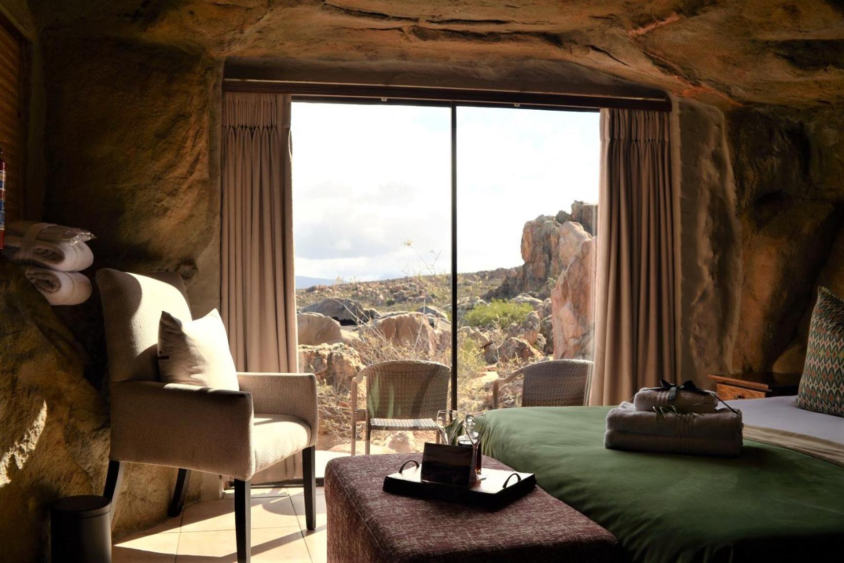 Cave Suite - Photo 6