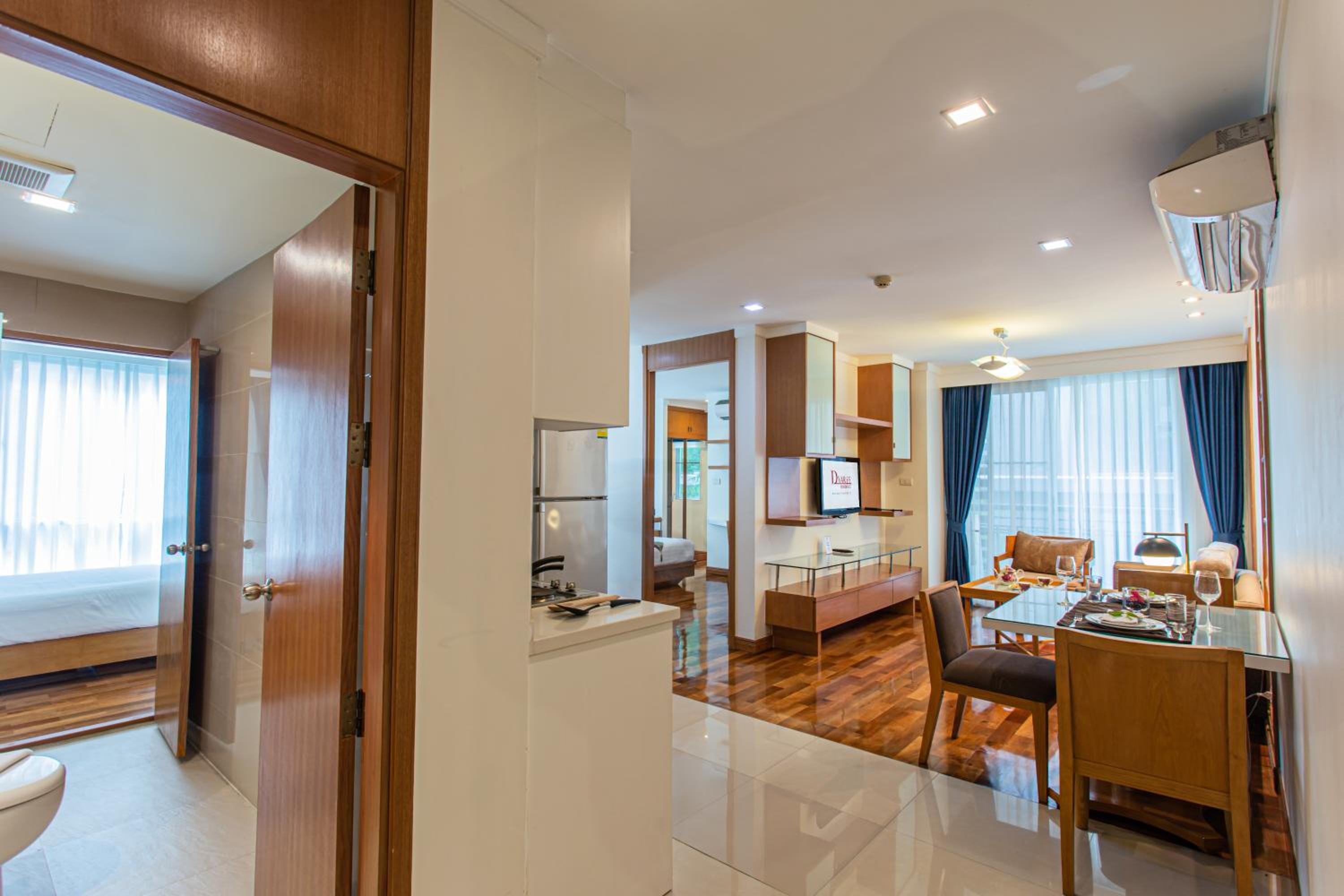 Two-Bedroom Suite photo 3