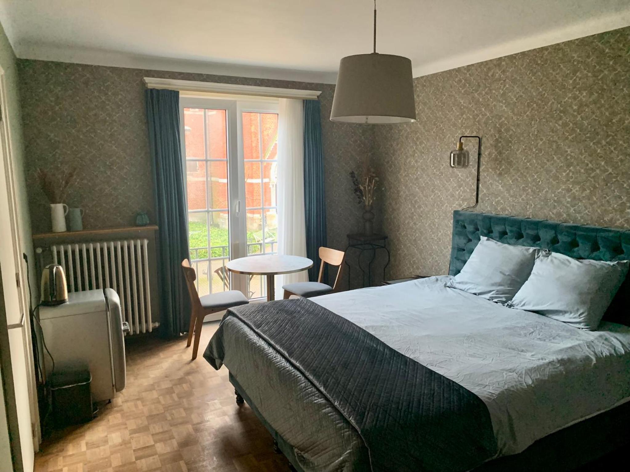 Deluxe Room - Photo 10