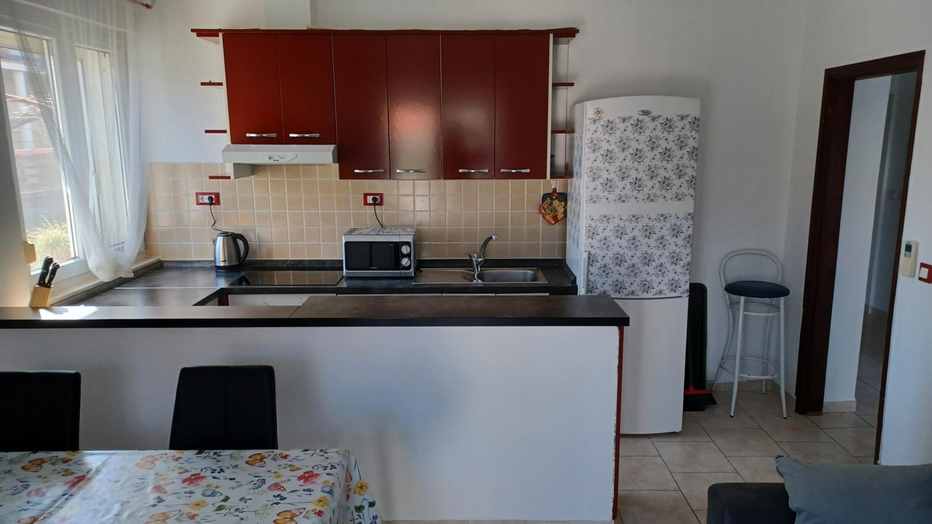 Two-Bedroom Apartment - Photo 7