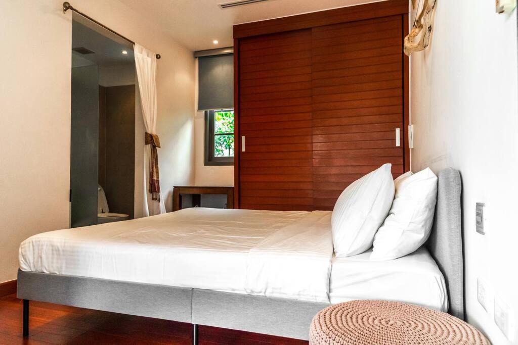 One-Bedroom Villa - Photo 10