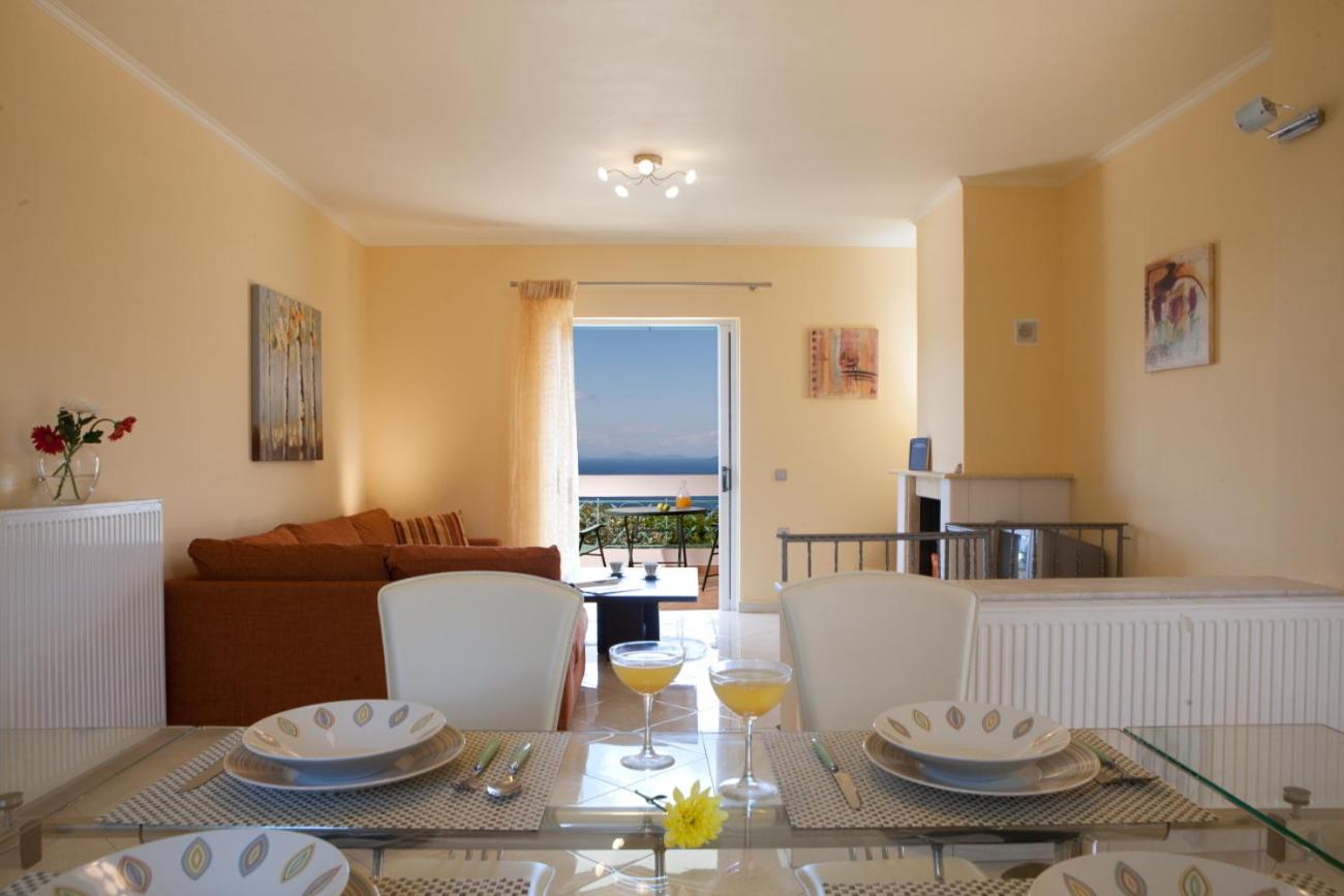 Three-Bedroom Villa photo 1
