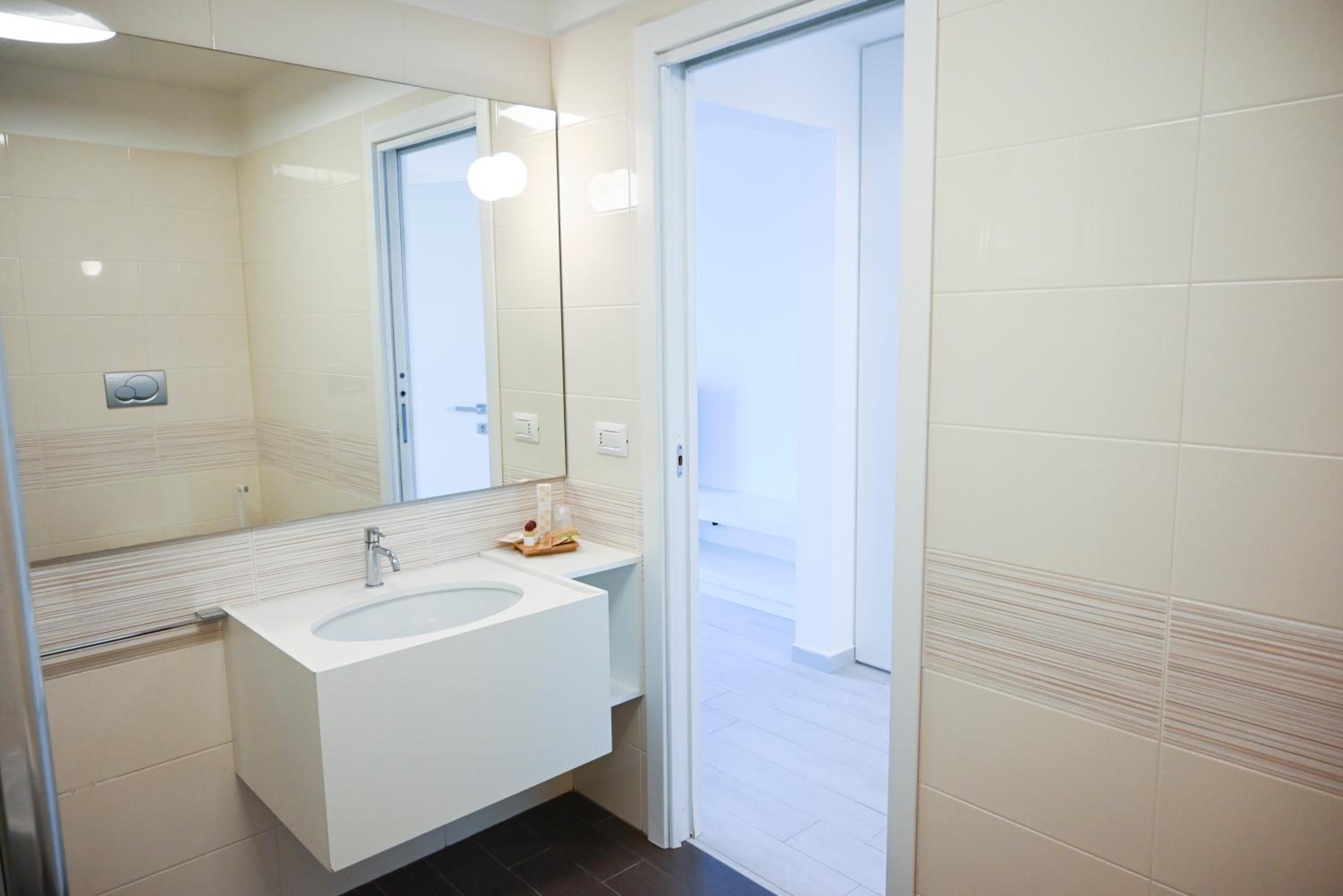 Deluxe Double Room with Sea View photo 2
