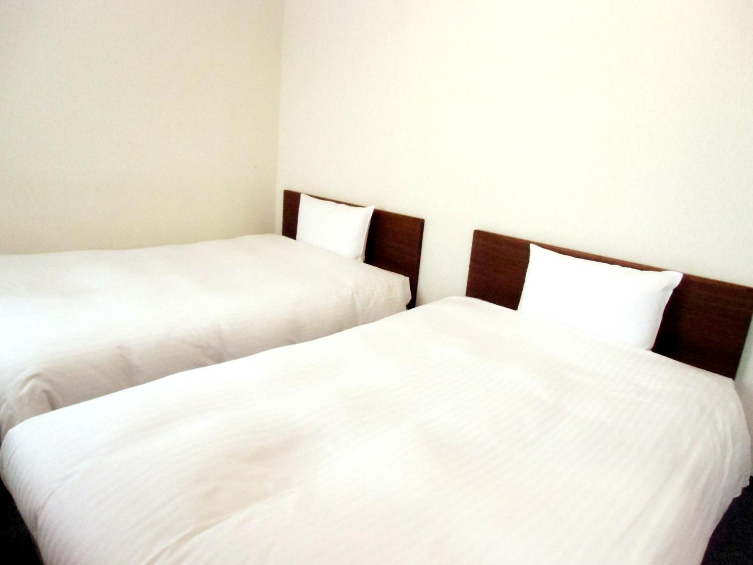 Standard Twin Room with Sofa photo 1