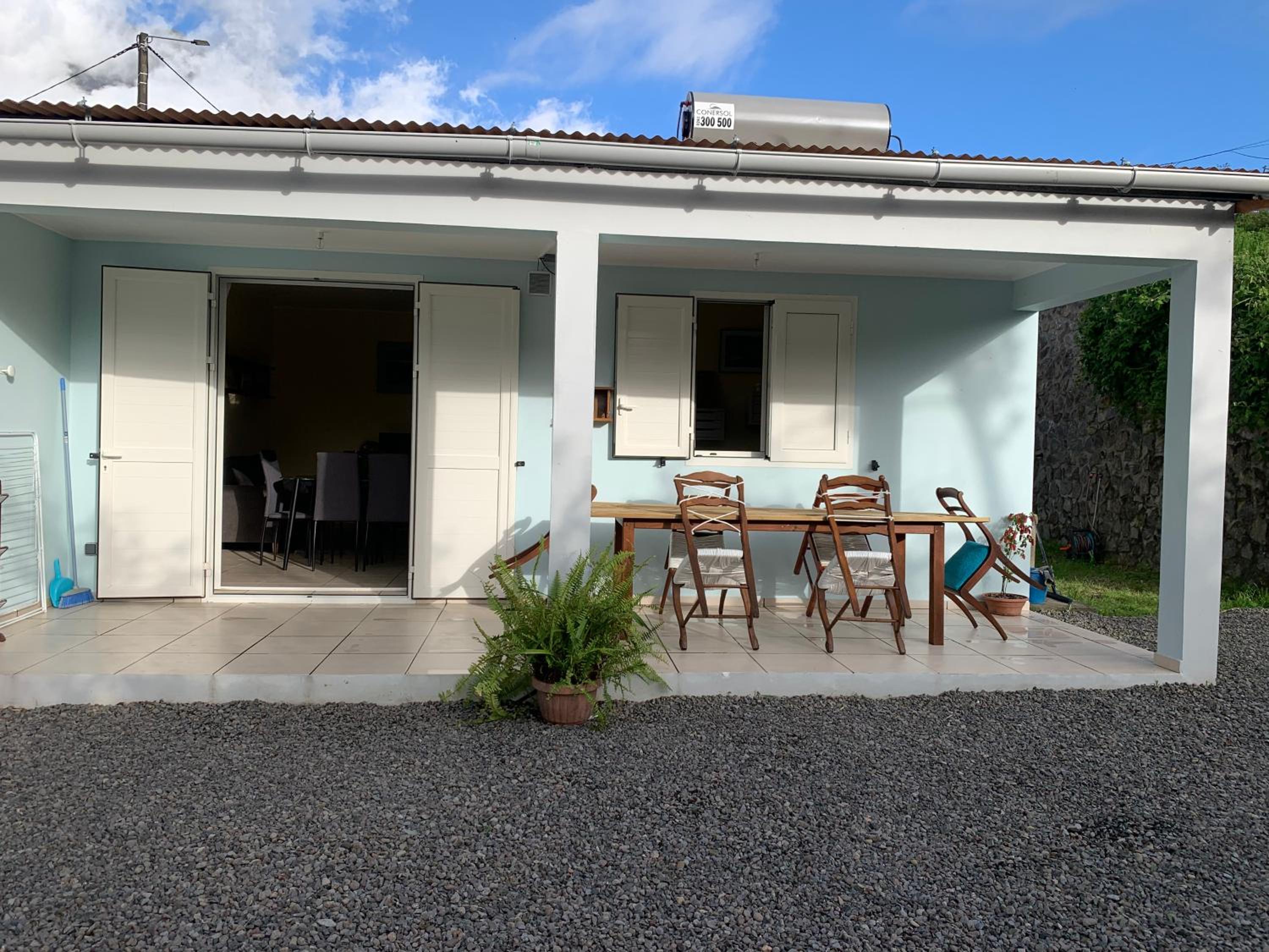 Two-Bedroom House - Photo 11