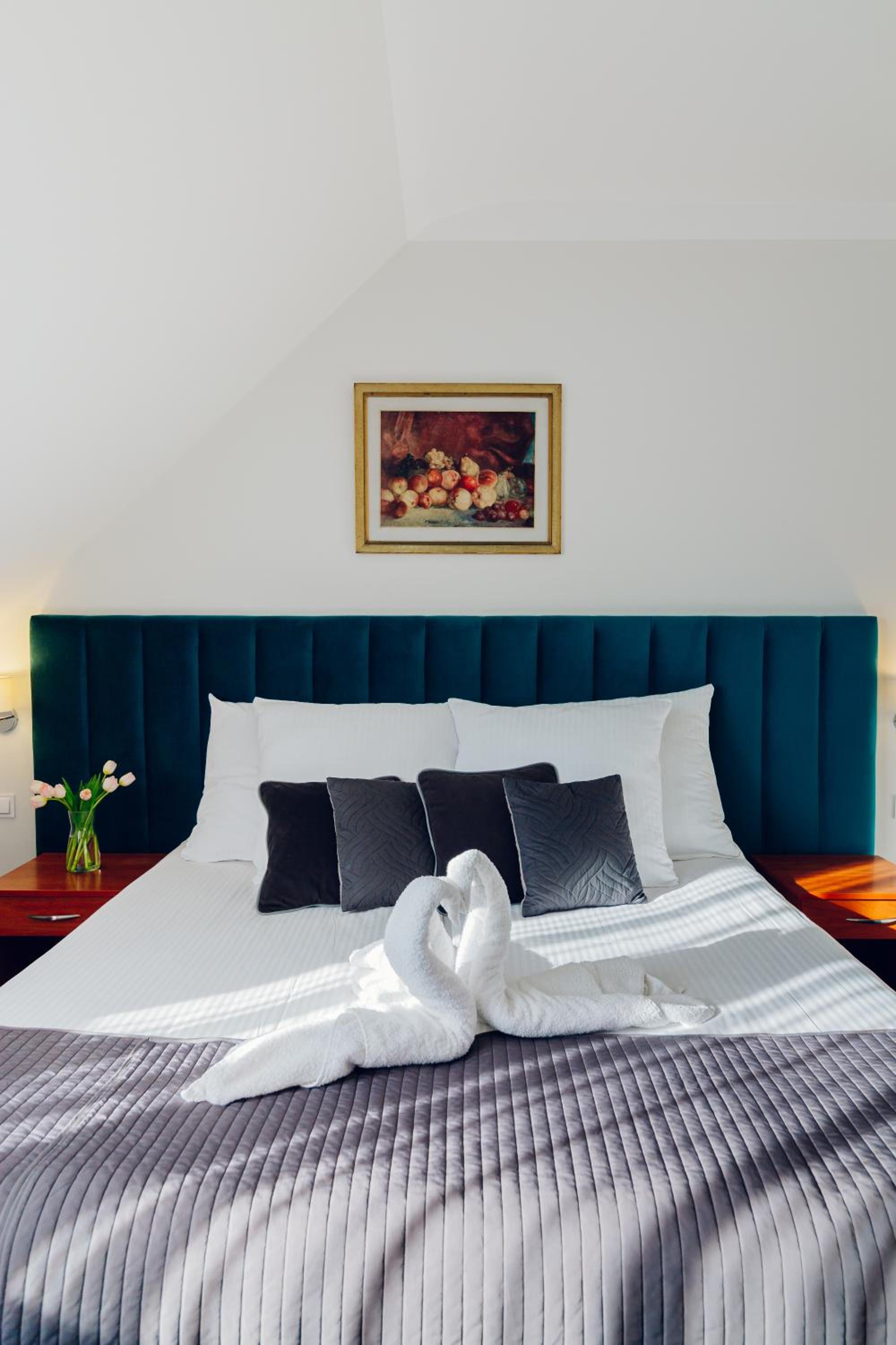 Double or Twin Room - Photo 4