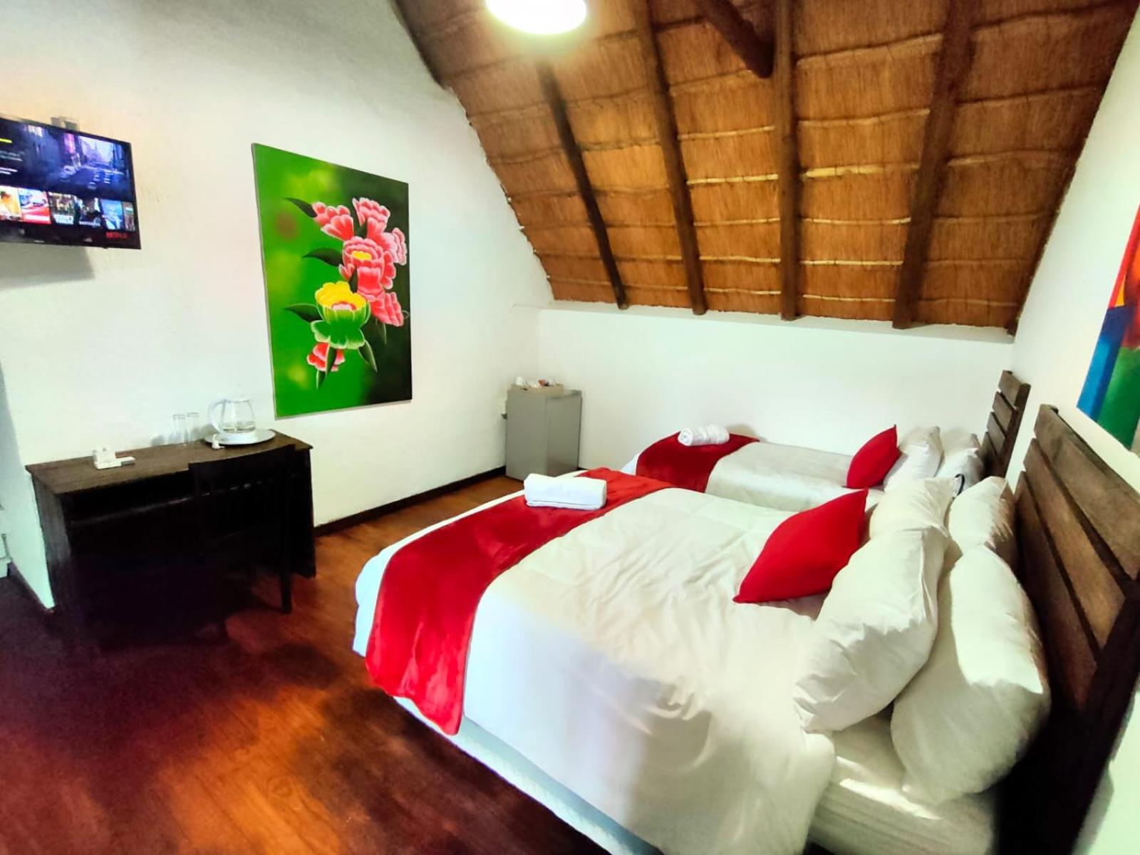 Deluxe Double or Twin Room with Balcony - Photo 10